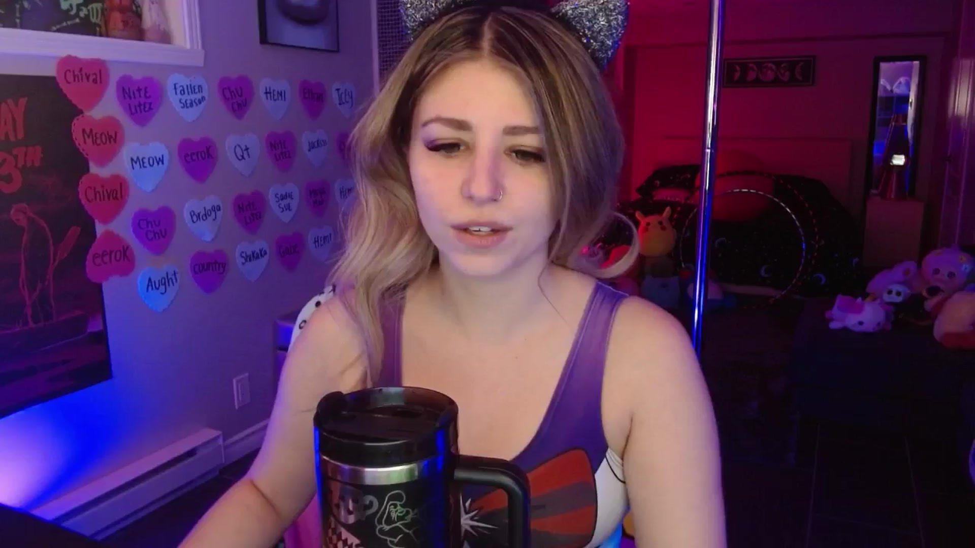 Gallery image thumbnail from Serafina's myfreecams stream on, 02/16/2026, 04:15 image 18 of 20