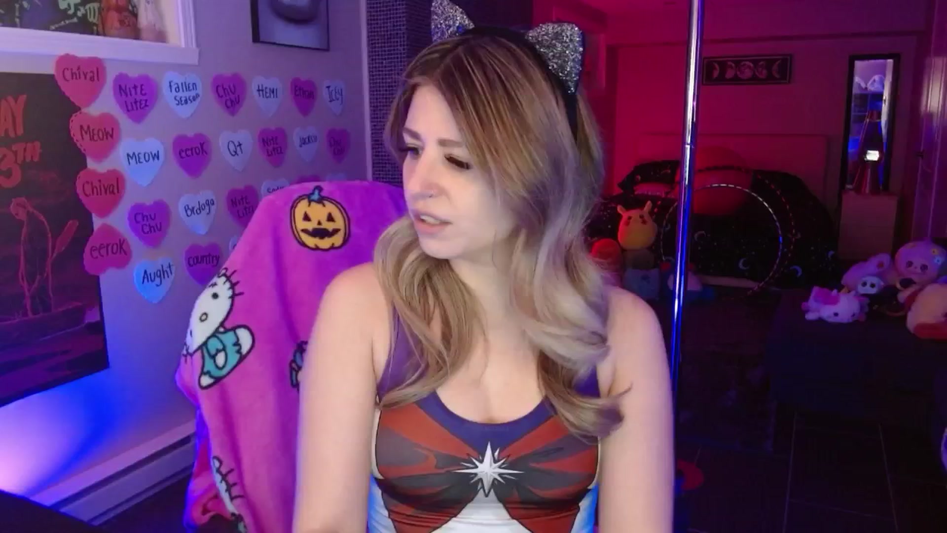Gallery image thumbnail from Serafina's myfreecams stream on, 02/16/2026, 04:15 image 11 of 20