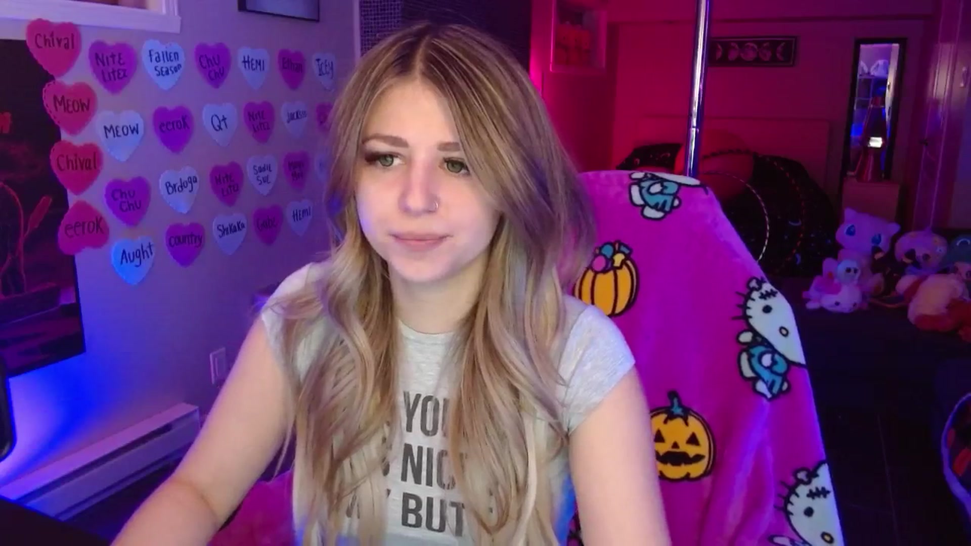 Gallery image thumbnail from Serafina's myfreecams stream on, 02/21/2026, 05:04 image 2 of 20