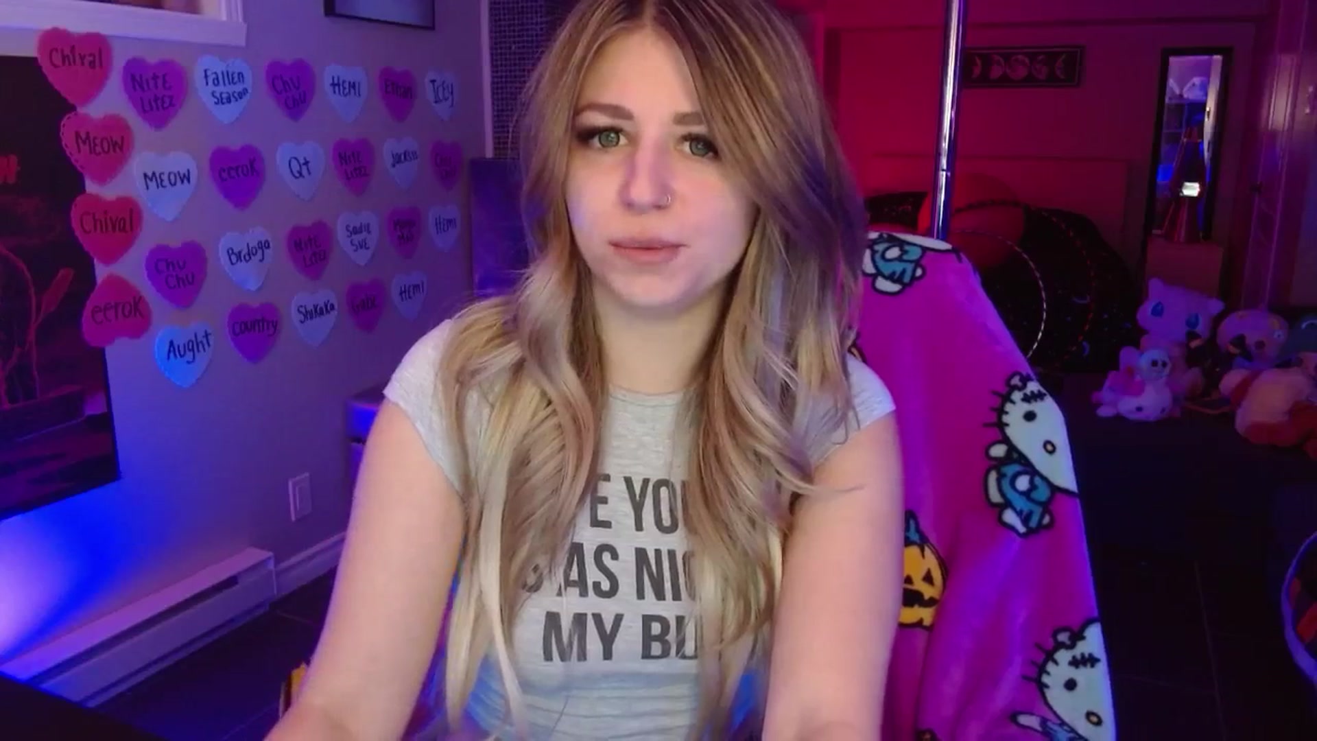 Gallery image thumbnail from Serafina's myfreecams stream on, 02/21/2026, 05:04 image 19 of 20