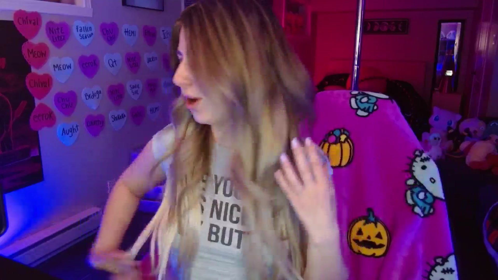 Gallery image thumbnail from Serafina's myfreecams stream on, 02/21/2026, 05:04 image 5 of 20