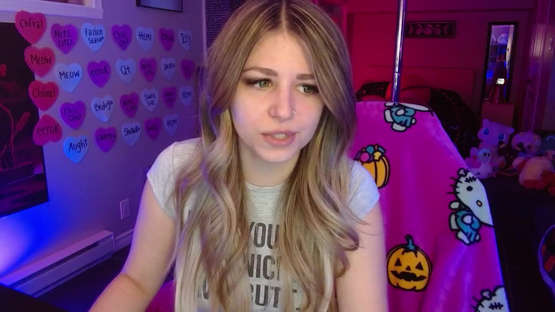 Gallery image thumbnail from Serafina's myfreecams stream on, 02/21/2026, 05:04 image 11 of 20
