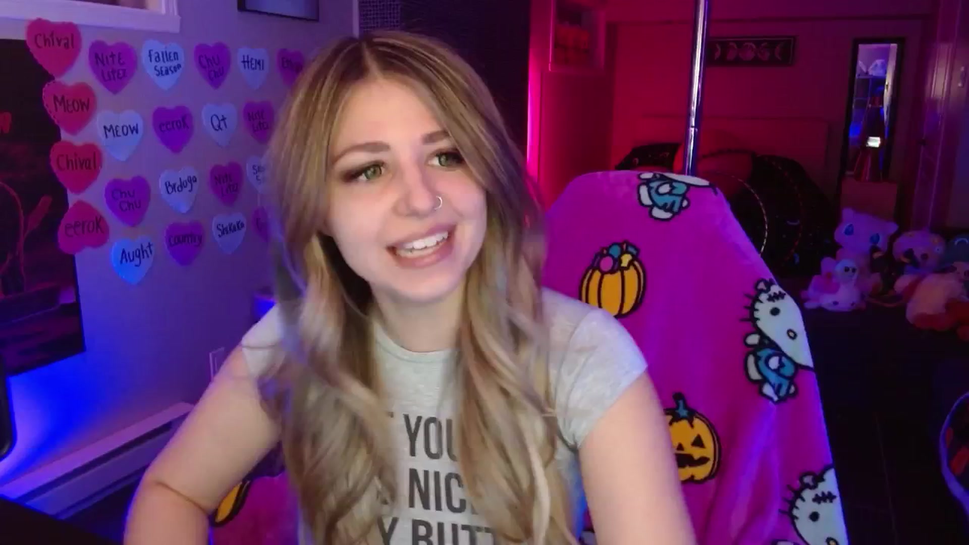 Gallery image thumbnail from Serafina's myfreecams stream on, 02/21/2026, 05:04 image 1 of 20