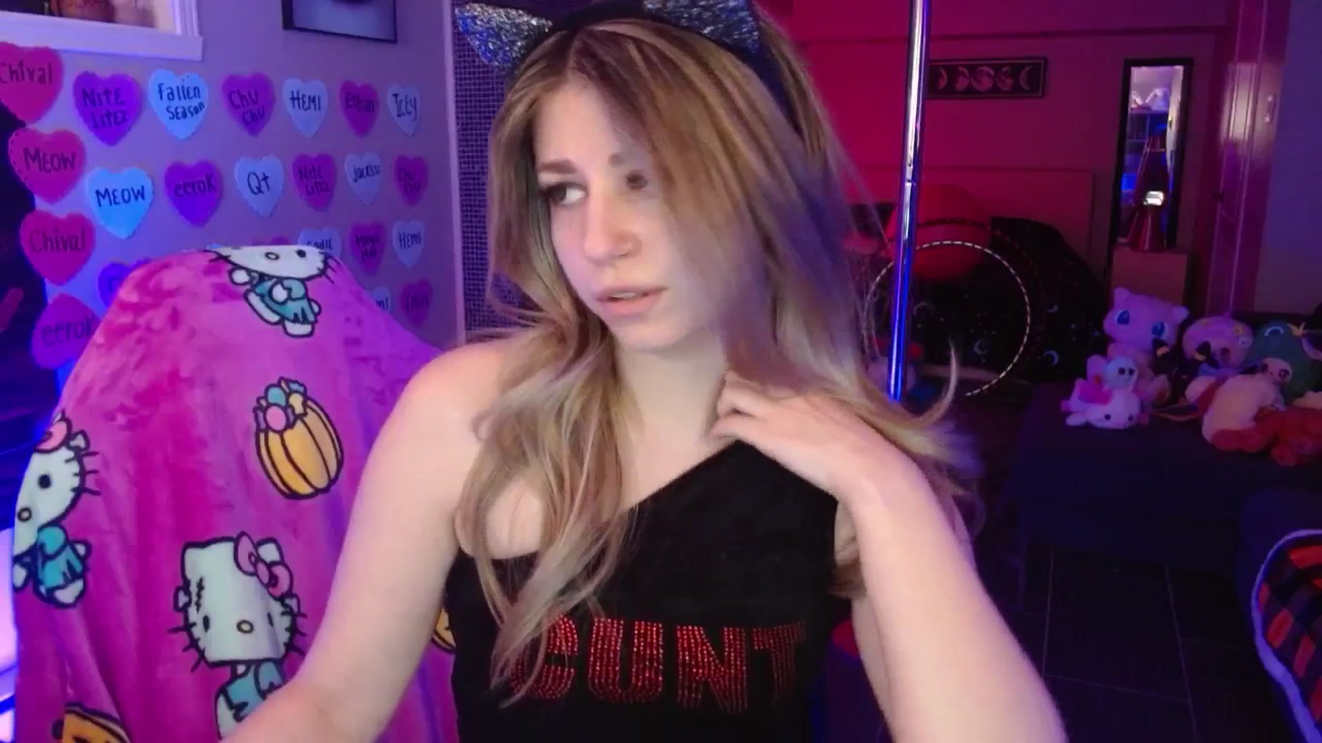Gallery image thumbnail from Serafina's myfreecams stream on, 02/22/2026, 05:00 image 5 of 20