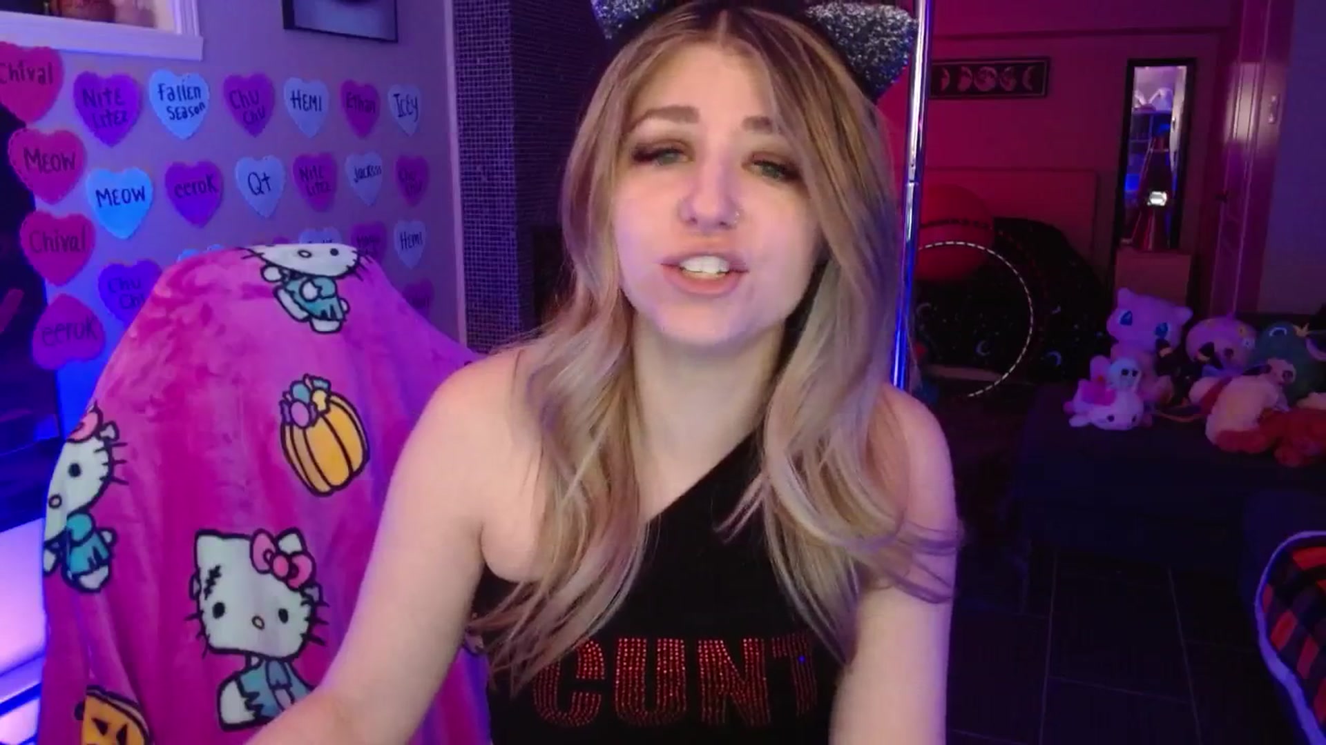 Gallery image thumbnail from Serafina's myfreecams stream on, 02/22/2026, 05:00 image 10 of 20