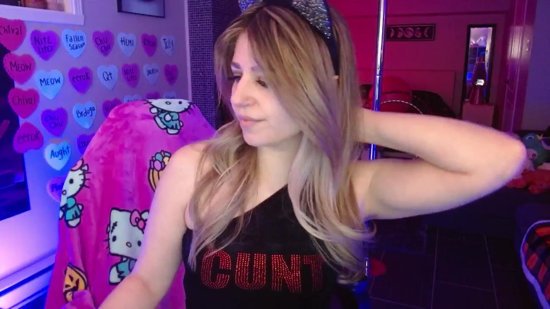 Gallery image thumbnail from Serafina's myfreecams stream on, 02/22/2026, 05:00 image 18 of 20