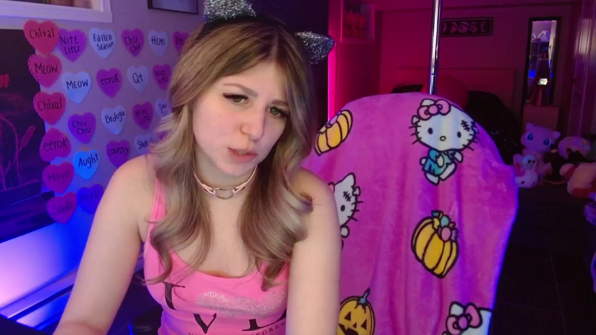 Gallery image thumbnail from Serafina's myfreecams stream on, 02/27/2026, 06:00 image 17 of 20