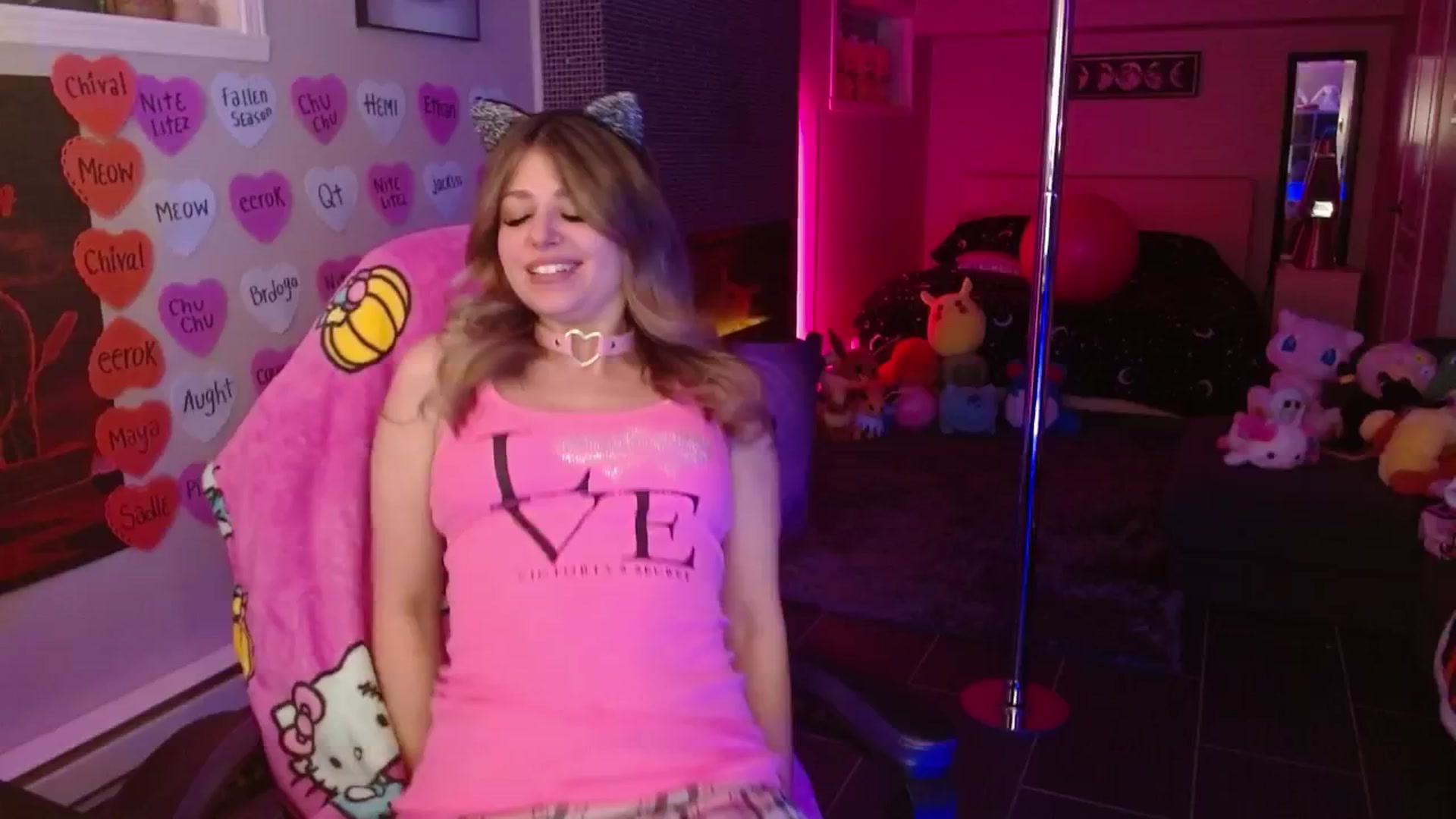 Gallery image thumbnail from Serafina's myfreecams stream on, 02/27/2026, 06:00 image 4 of 20