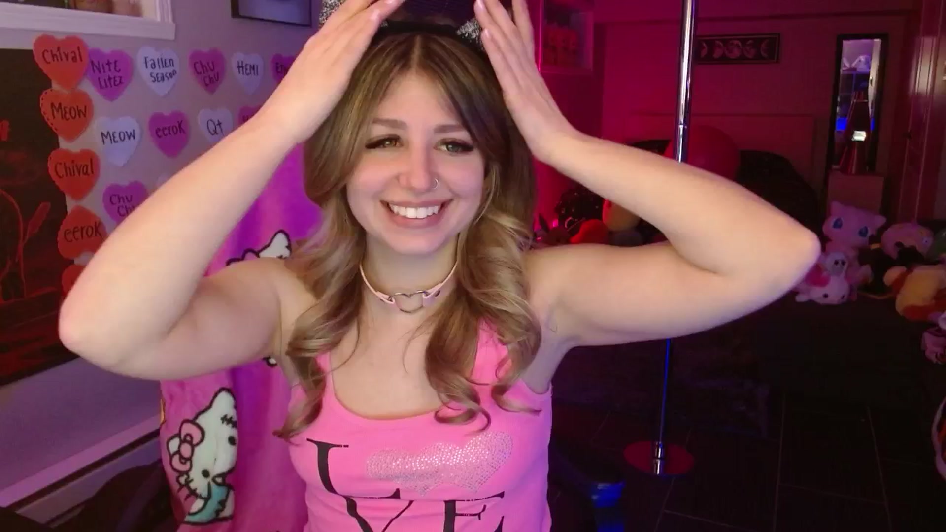 Gallery image thumbnail from Serafina's myfreecams stream on, 02/27/2026, 06:00 image 2 of 20
