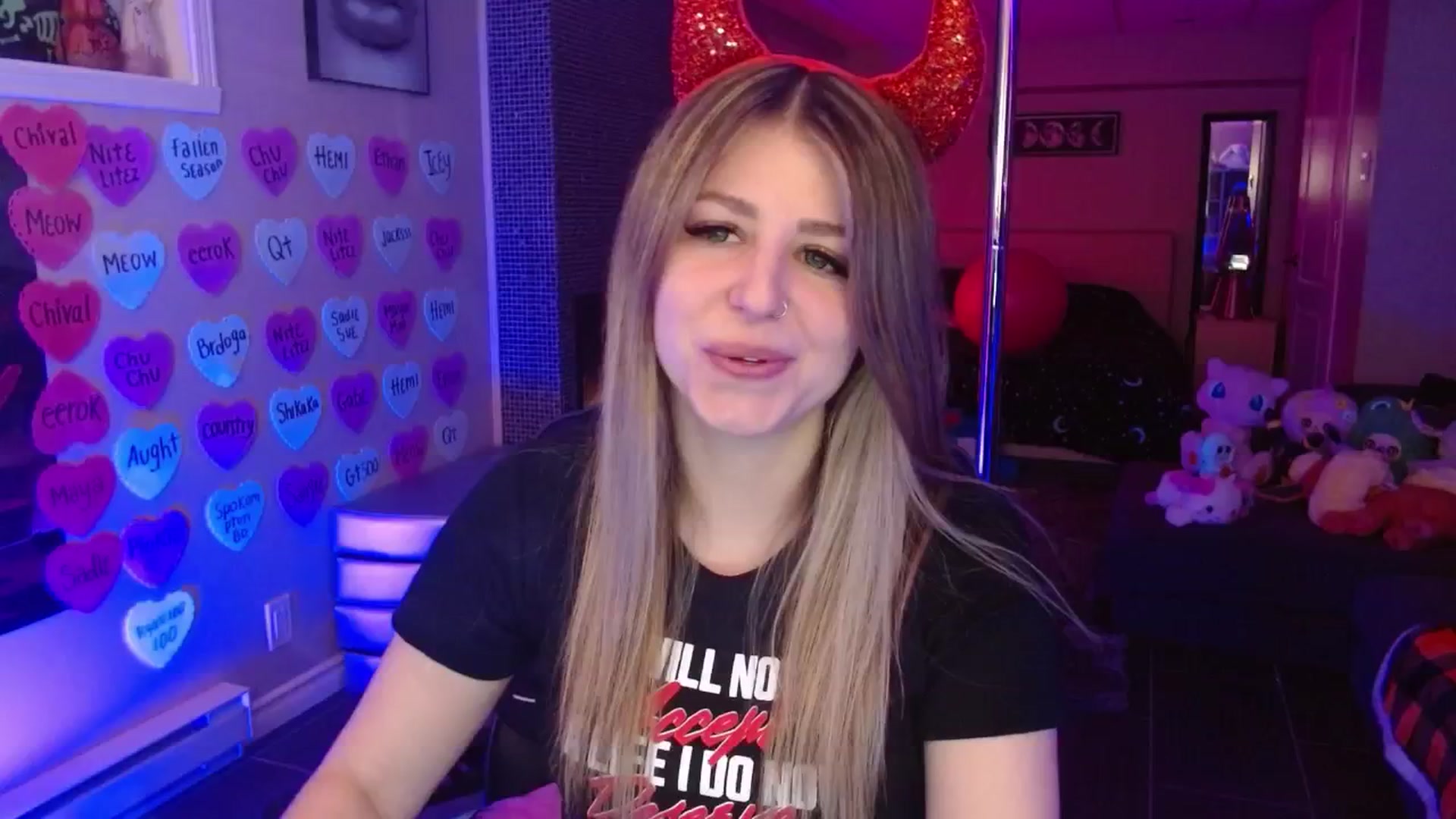 Gallery image thumbnail from Serafina's myfreecams stream on, 03/02/2026, 04:35 image 19 of 20