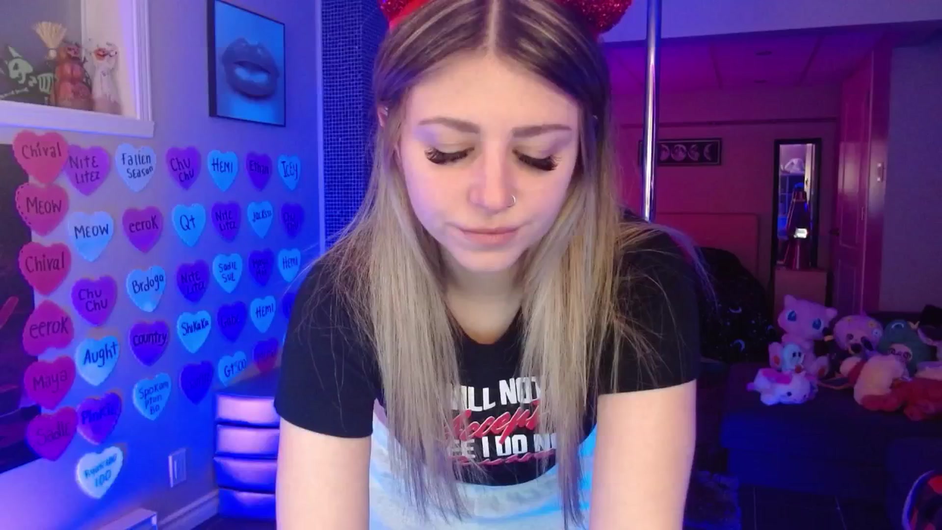 Gallery image thumbnail from Serafina's myfreecams stream on, 03/02/2026, 04:35 image 10 of 20