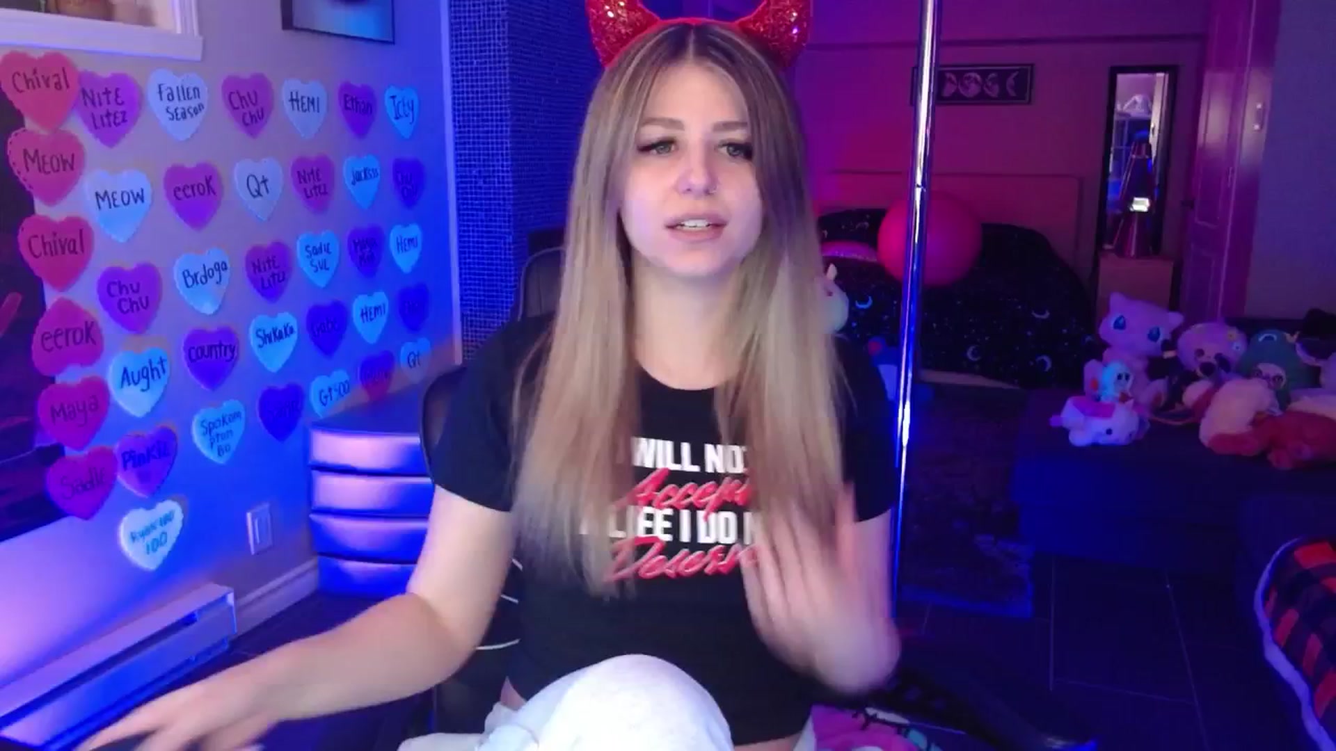 Gallery image thumbnail from Serafina's myfreecams stream on, 03/02/2026, 04:35 image 1 of 20