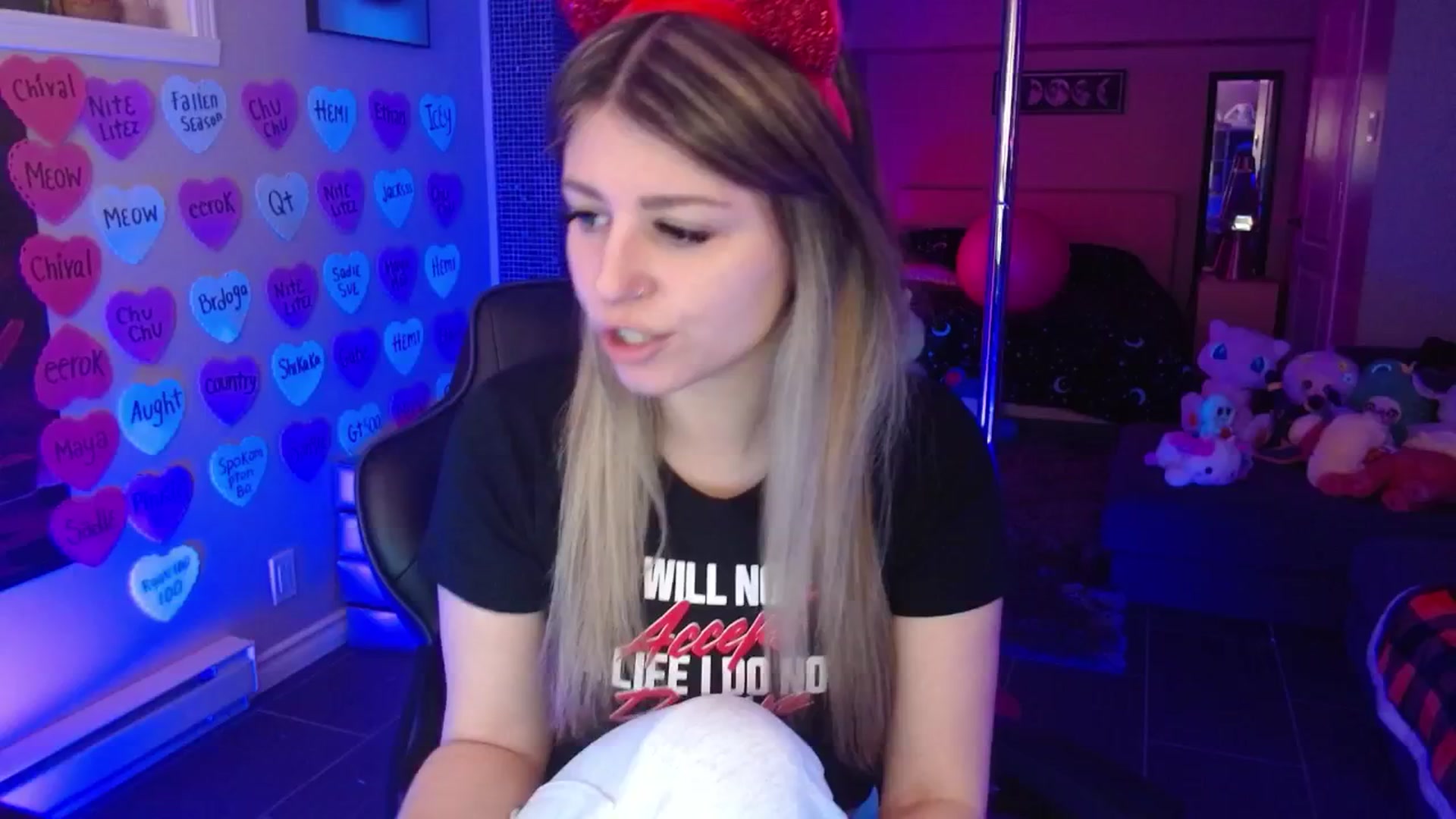 Gallery image thumbnail from Serafina's myfreecams stream on, 03/02/2026, 04:35 image 3 of 20