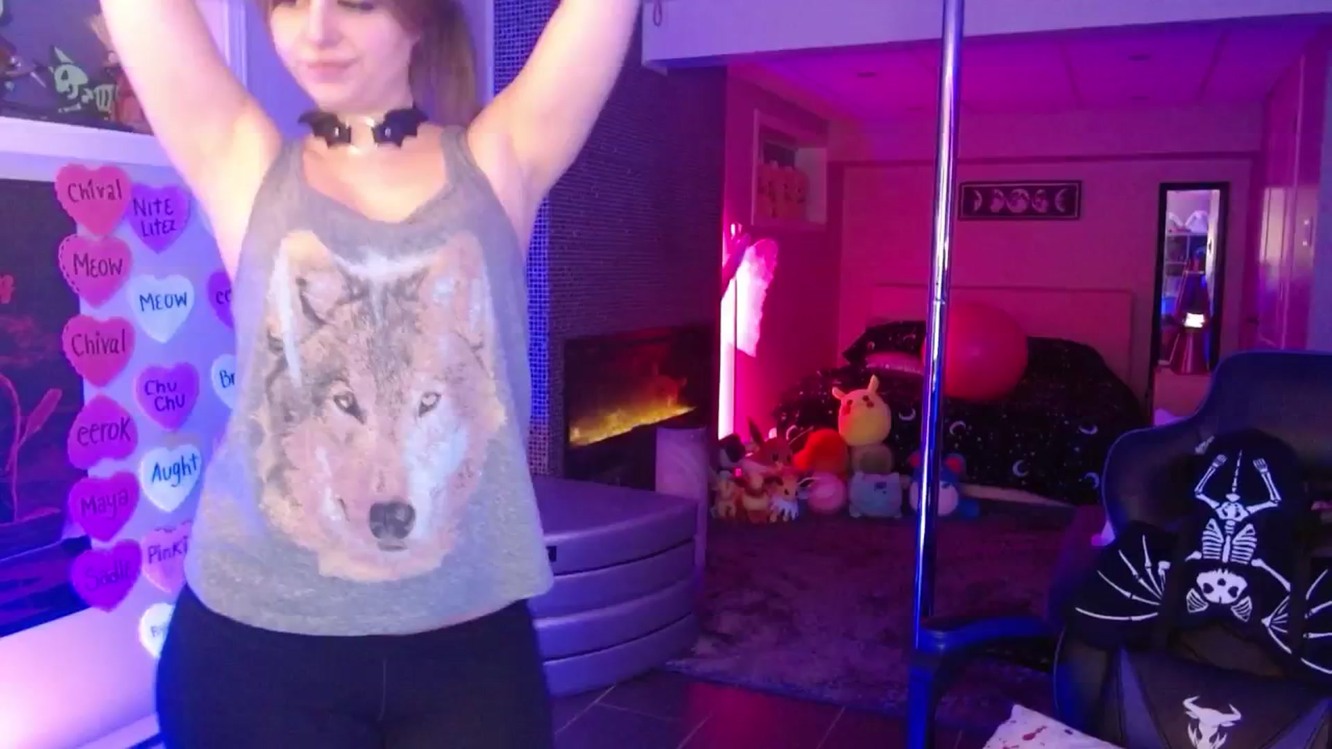 Gallery image thumbnail from Serafina's myfreecams stream on, 03/06/2026, 04:18 image 15 of 20