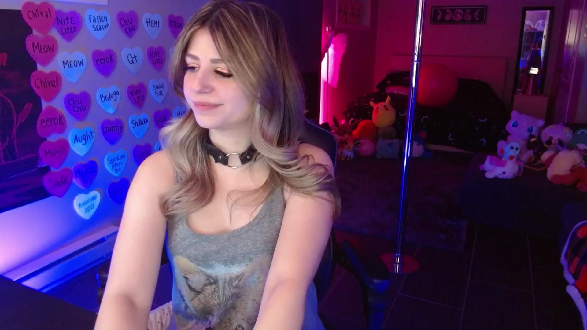 Gallery image thumbnail from Serafina's myfreecams stream on, 03/06/2026, 04:38 image 19 of 20