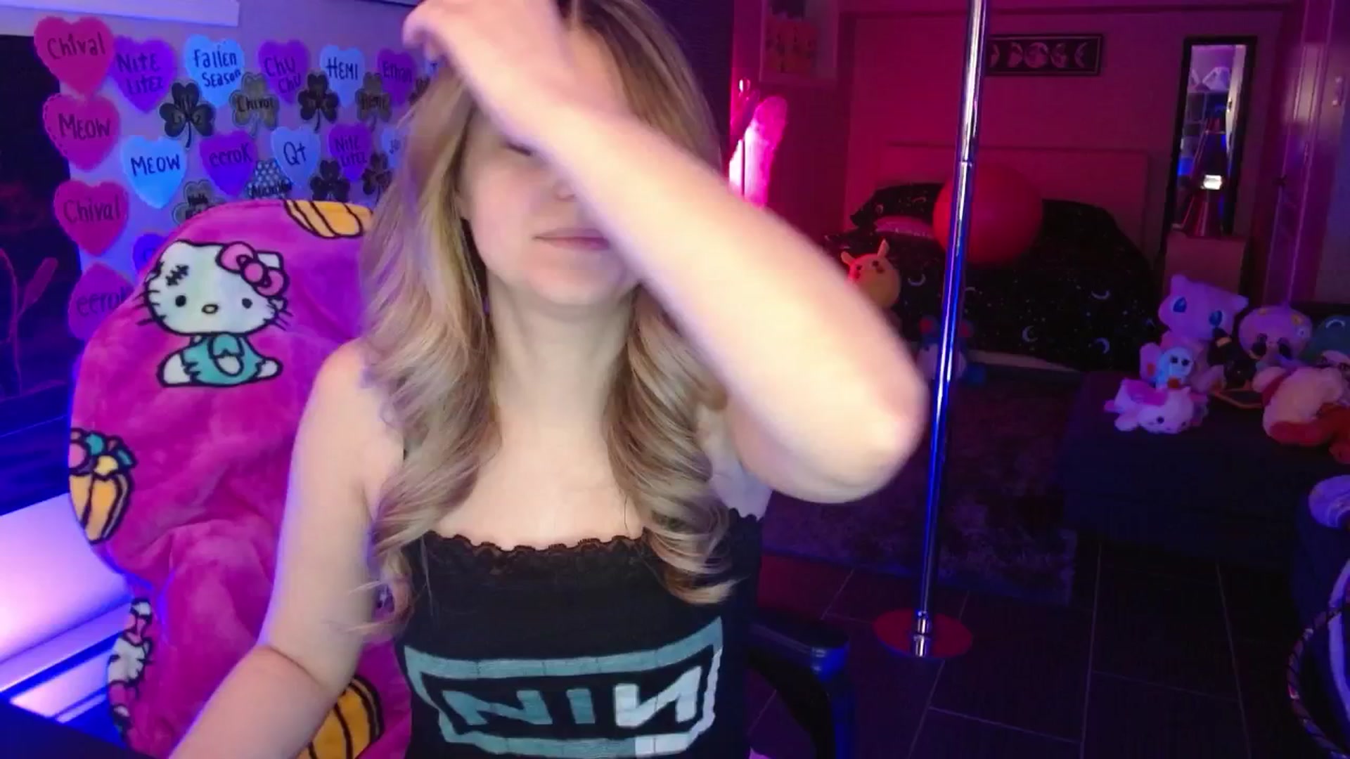 Gallery image thumbnail from Serafina's myfreecams stream on, 03/13/2026, 04:18 image 4 of 20