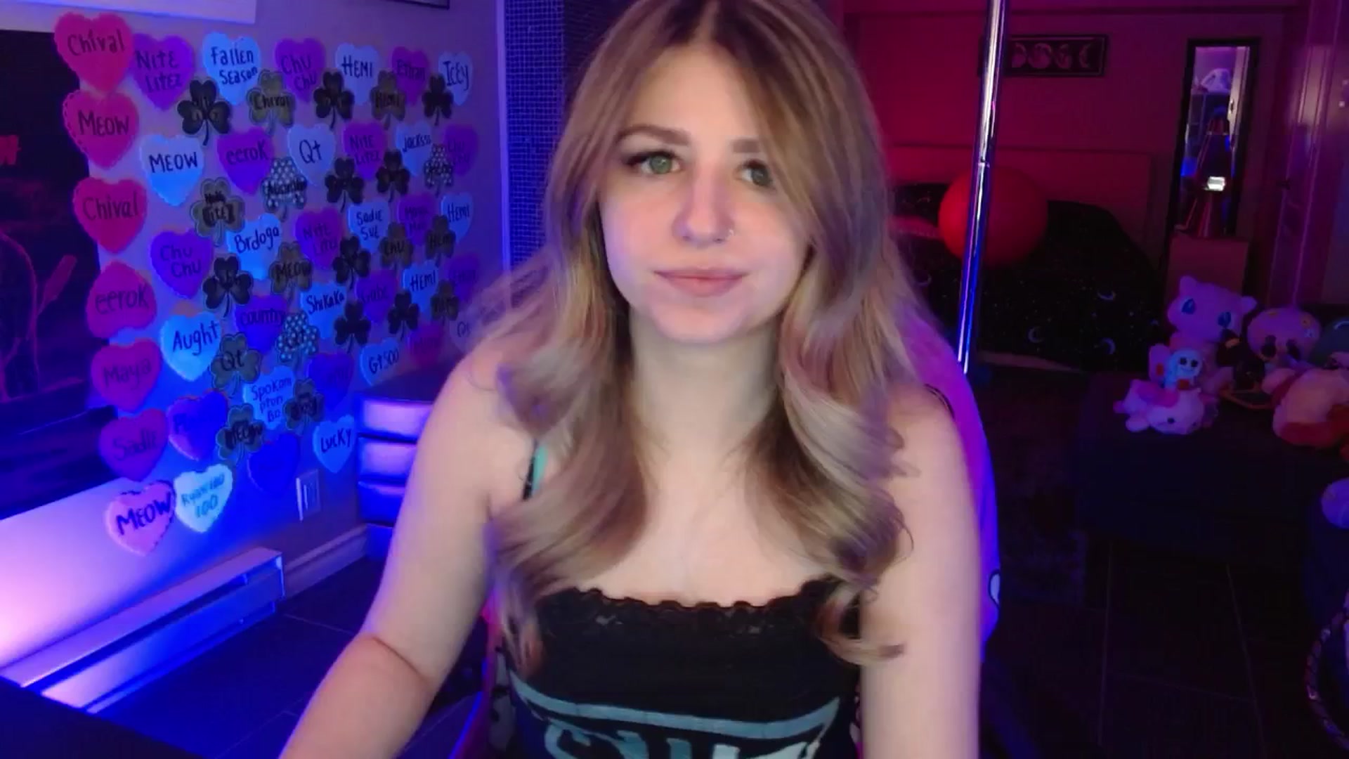 Gallery image thumbnail from Serafina's myfreecams stream on, 03/13/2026, 04:18 image 20 of 20