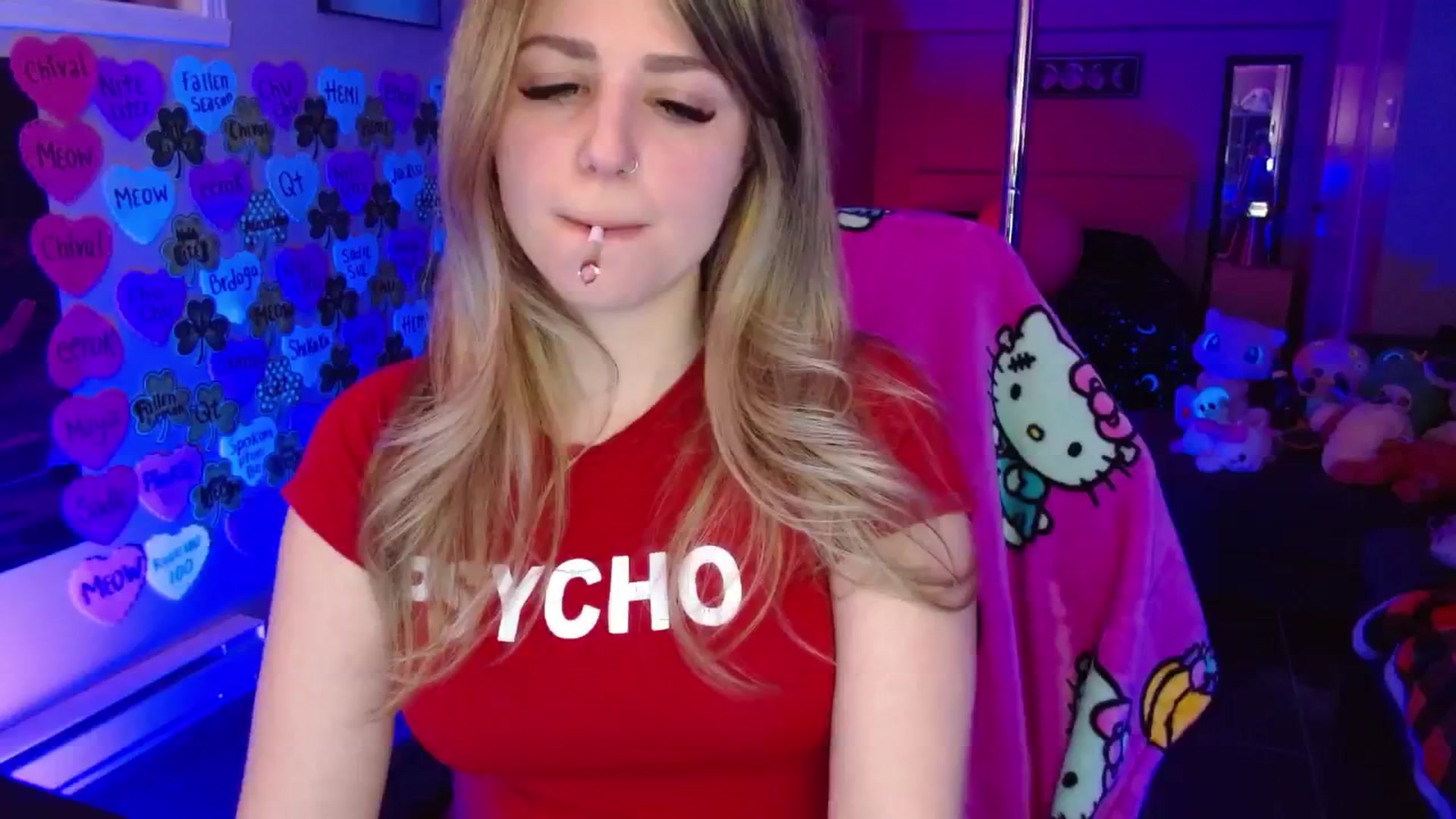 Gallery image thumbnail from Serafina's myfreecams stream on, 03/20/2026, 03:31 image 19 of 20