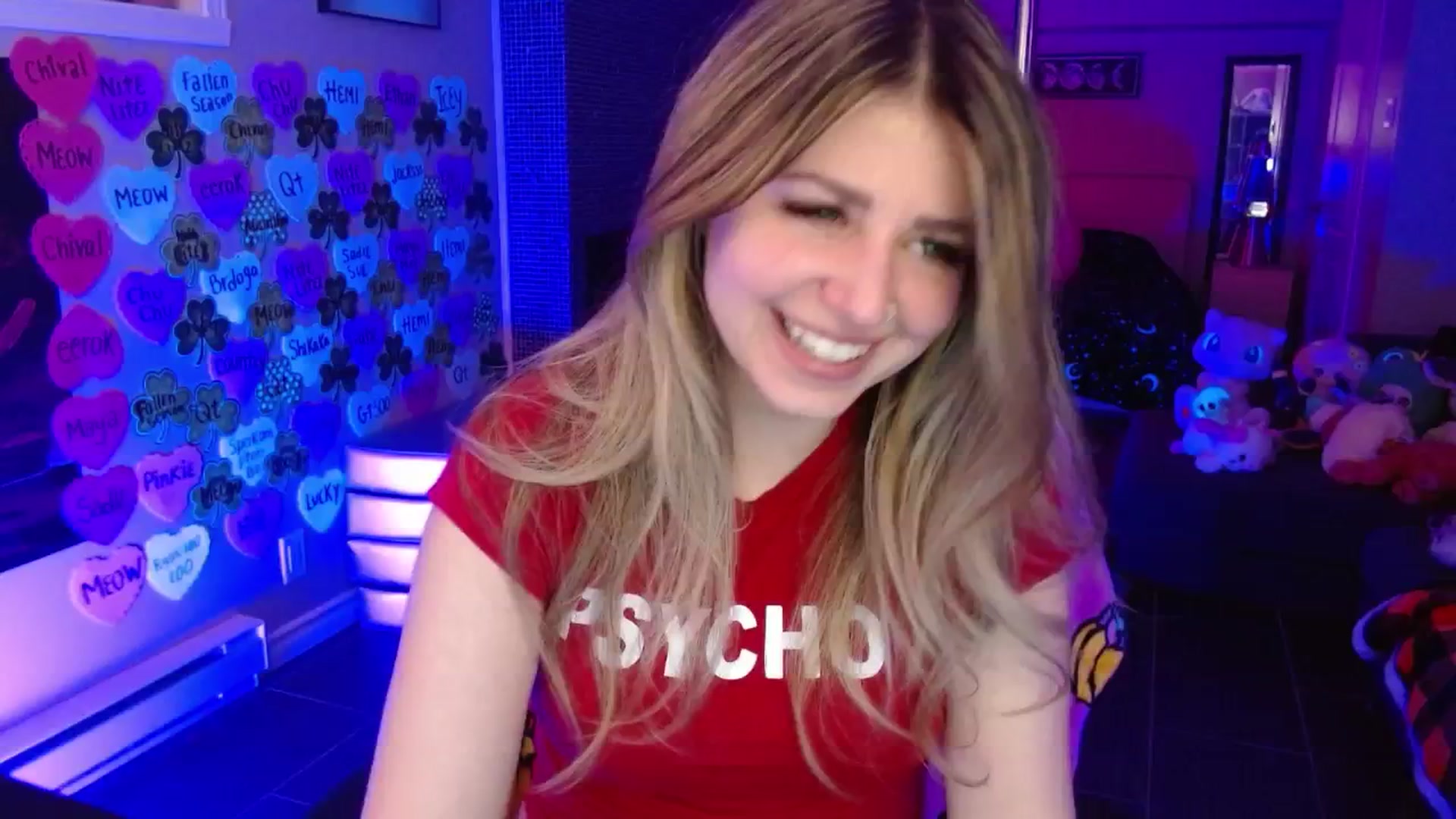 Gallery image thumbnail from Serafina's myfreecams stream on, 03/20/2026, 03:31 image 20 of 20