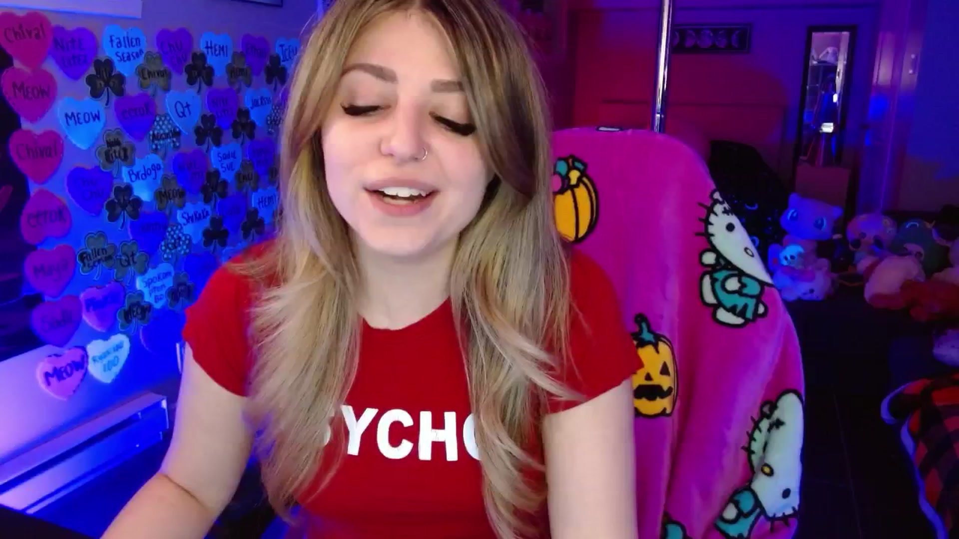 Gallery image thumbnail from Serafina's myfreecams stream on, 03/20/2026, 03:31 image 6 of 20