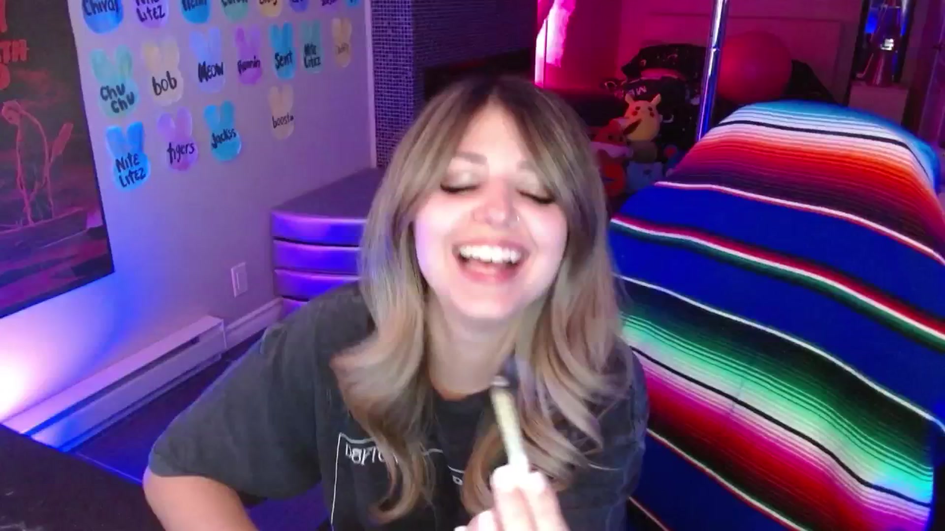 Gallery image thumbnail from Serafina's myfreecams stream on, 04/18/2026, 05:15 image 3 of 20