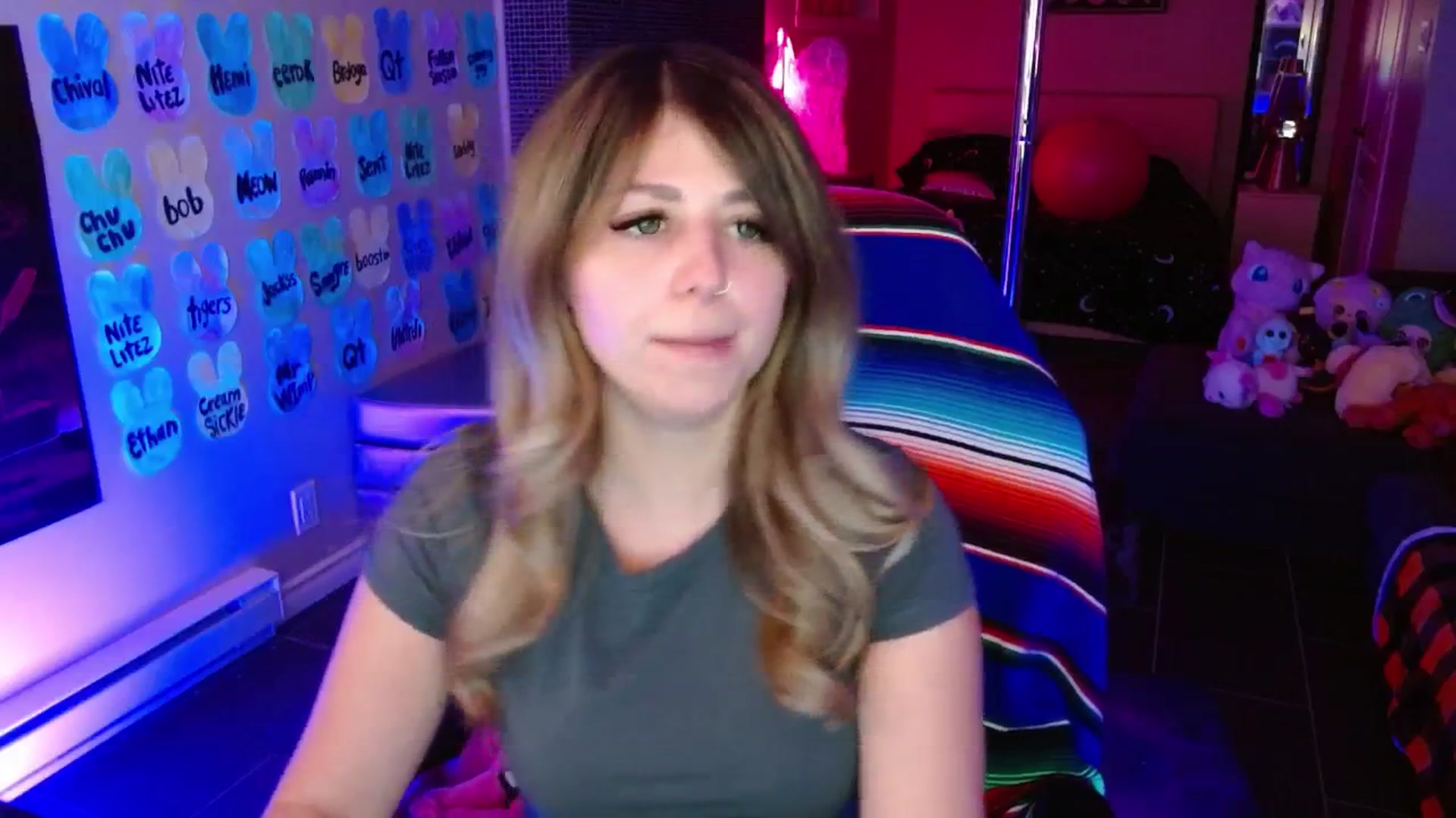 Gallery image thumbnail from Serafina's myfreecams stream on, 04/29/2026, 05:05 image 7 of 20