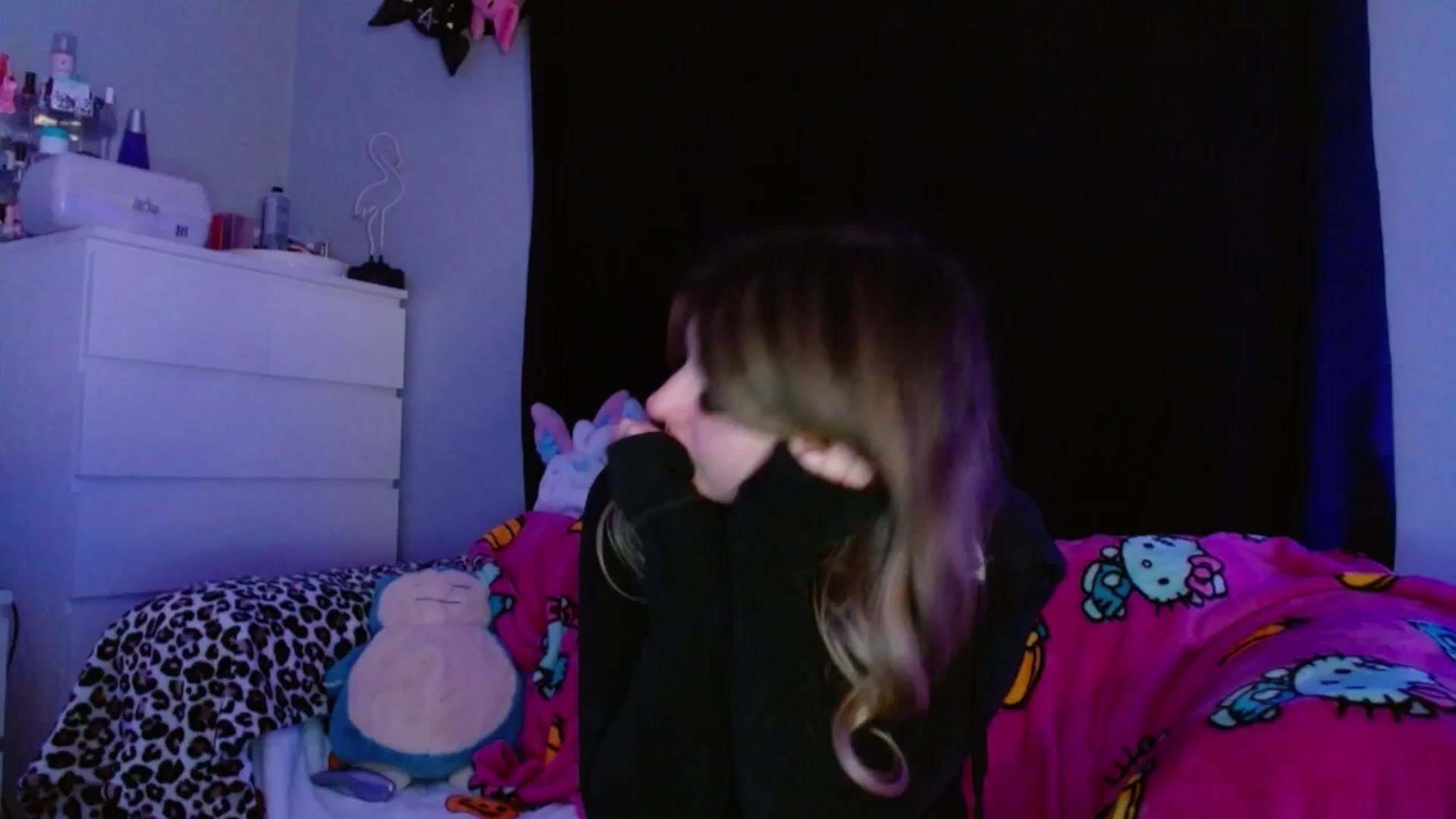 Gallery image thumbnail from Serafina's myfreecams stream on, 05/02/2026, 03:49 image 11 of 20