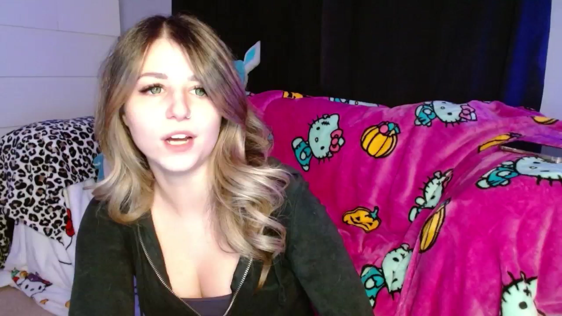 Gallery image thumbnail from Serafina's myfreecams stream on, 05/02/2026, 03:49 image 2 of 20