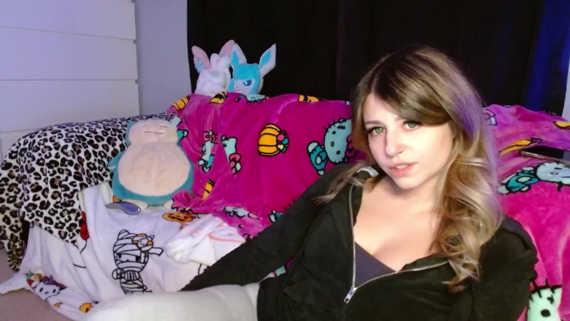 Gallery image thumbnail from Serafina's myfreecams stream on, 05/02/2026, 03:49 image 4 of 20