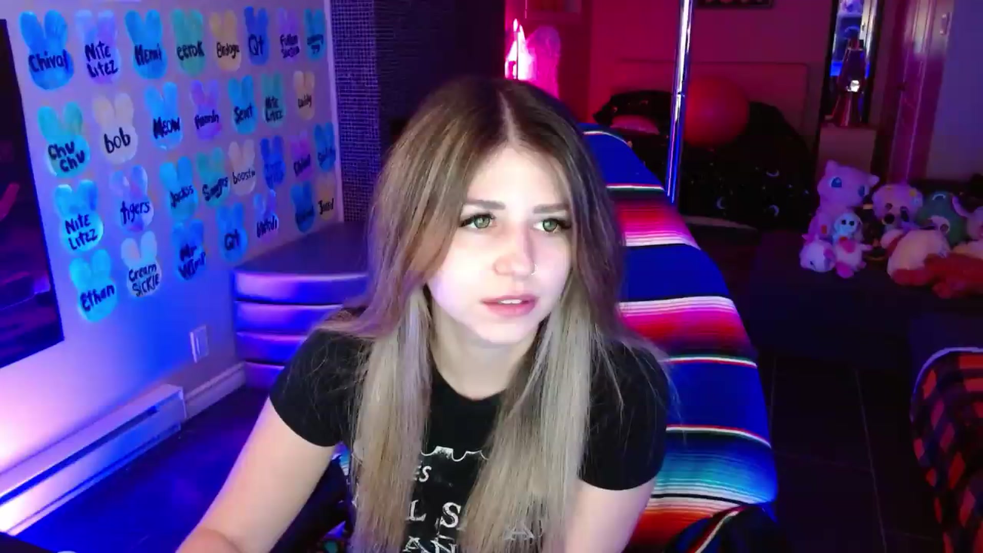 Gallery image thumbnail from Serafina's myfreecams stream on, 05/11/2026, 04:23 image 8 of 20