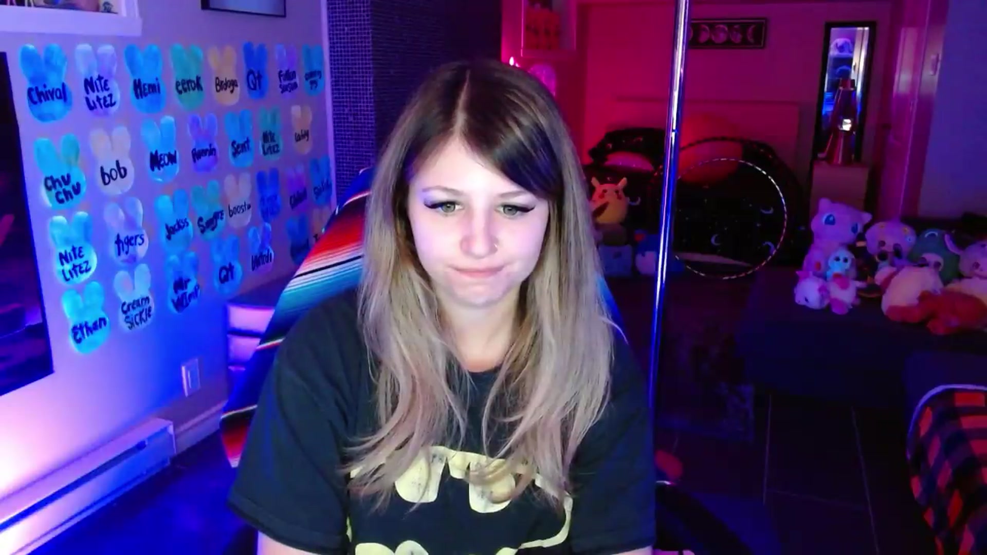 Gallery image thumbnail from Serafina's myfreecams stream on, 05/13/2026, 04:04 image 8 of 20