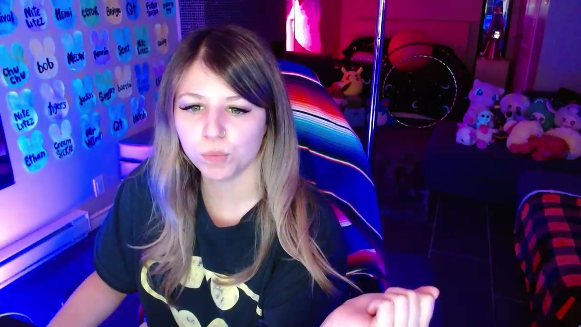 Gallery image thumbnail from Serafina's myfreecams stream on, 05/13/2026, 04:04 image 4 of 20