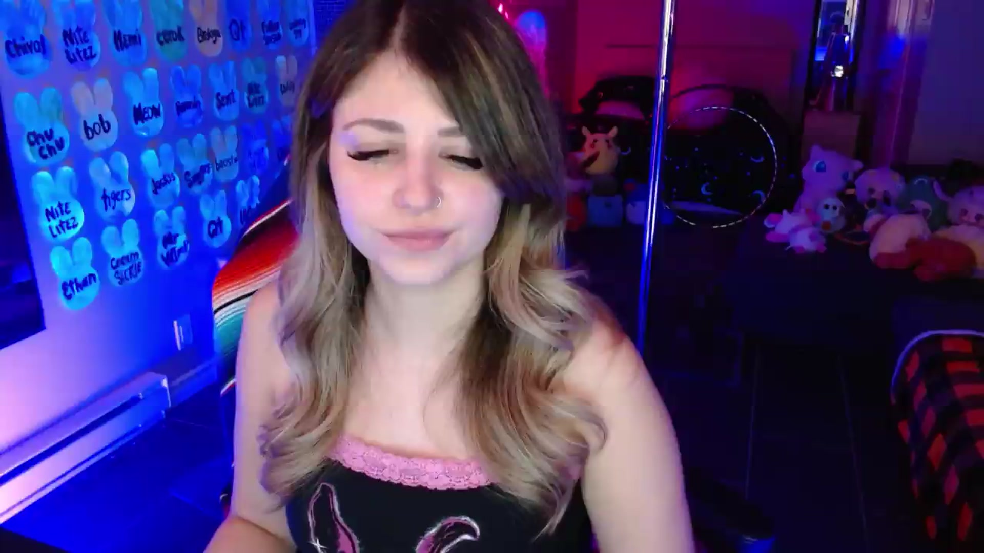 Gallery image thumbnail from Serafina's myfreecams stream on, 05/16/2026, 04:48 image 8 of 20