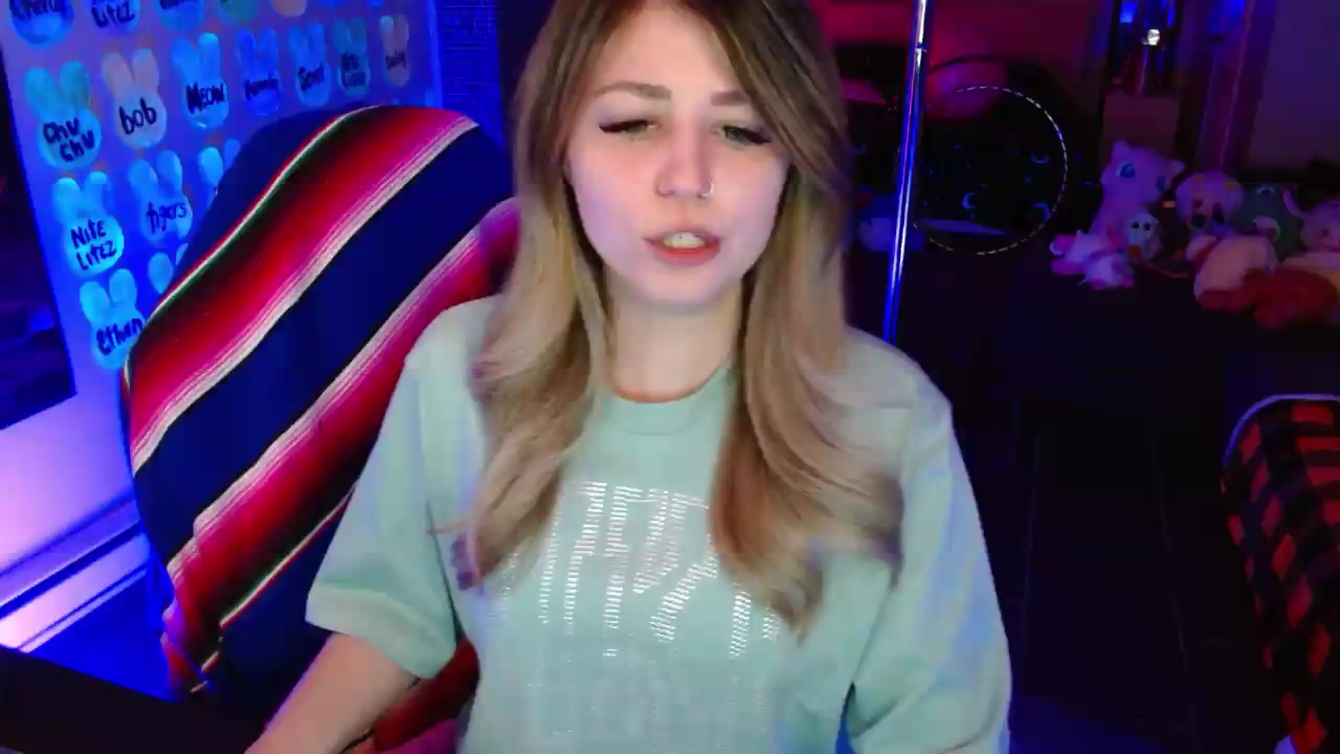 Gallery image thumbnail from Serafina's myfreecams stream on, 05/17/2026, 04:57 image 1 of 20