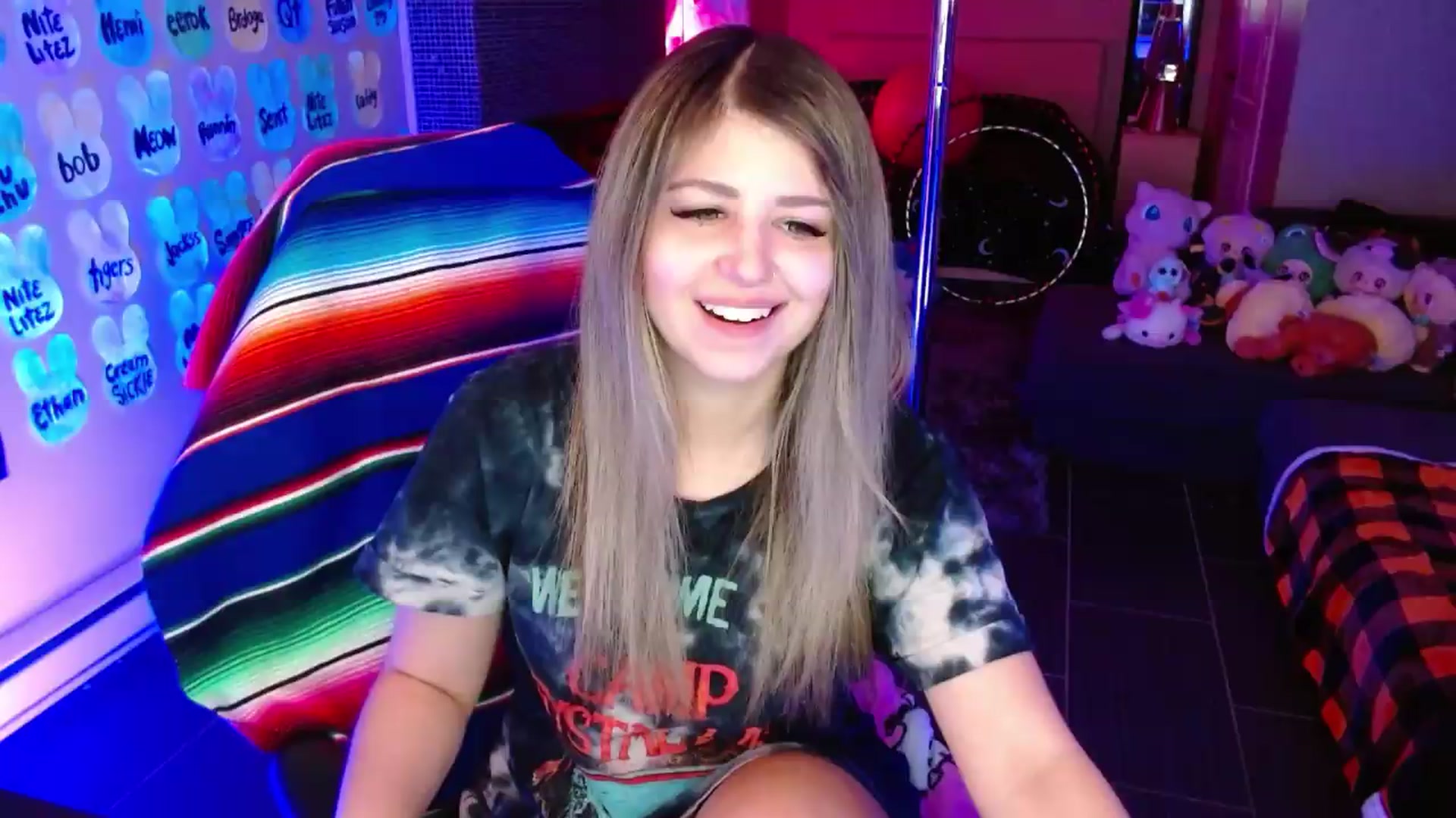 Gallery image thumbnail from Serafina's myfreecams stream on, 05/23/2026, 04:10 image 3 of 20