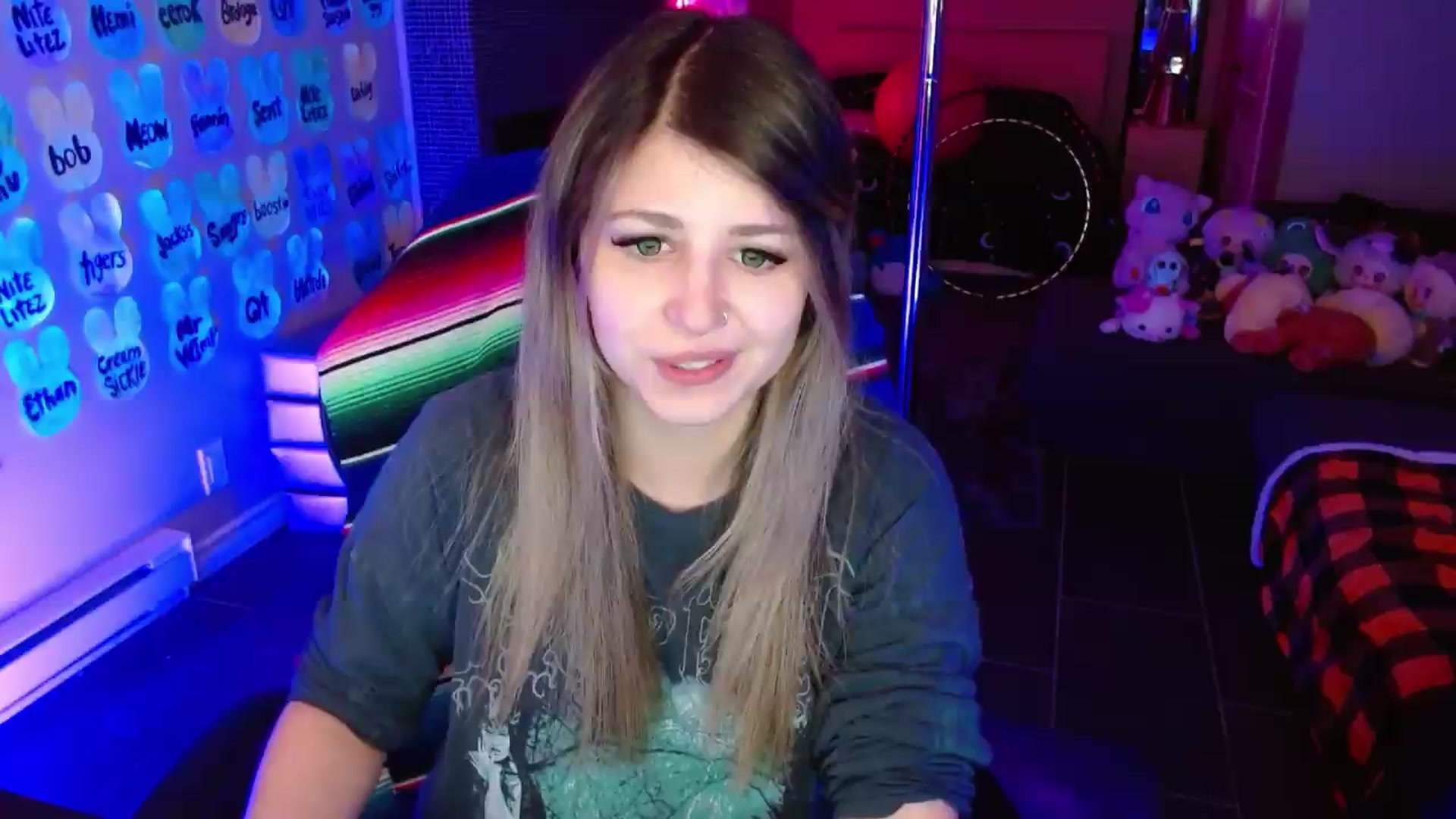 Gallery image thumbnail from Serafina's myfreecams stream on, 05/28/2026, 03:39 image 2 of 20
