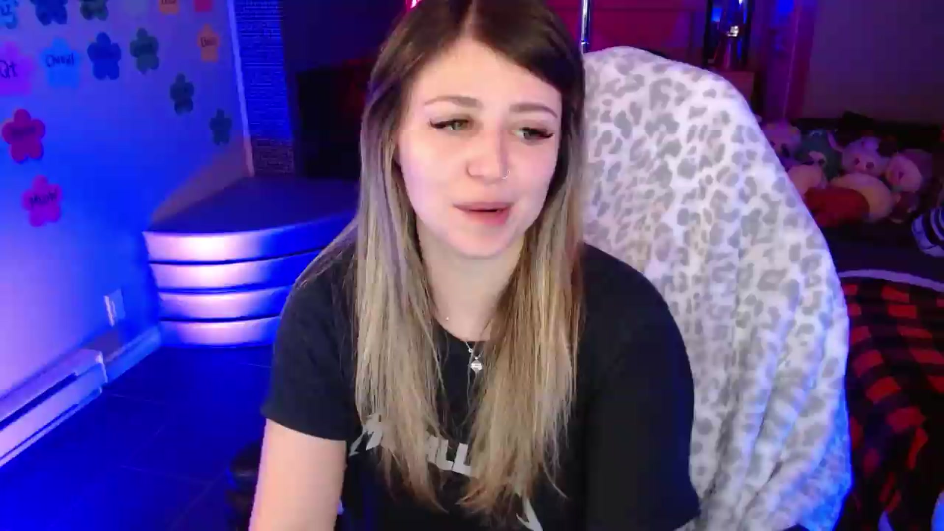 Gallery image thumbnail from Serafina's myfreecams stream on, 06/10/2026, 05:47 image 20 of 20
