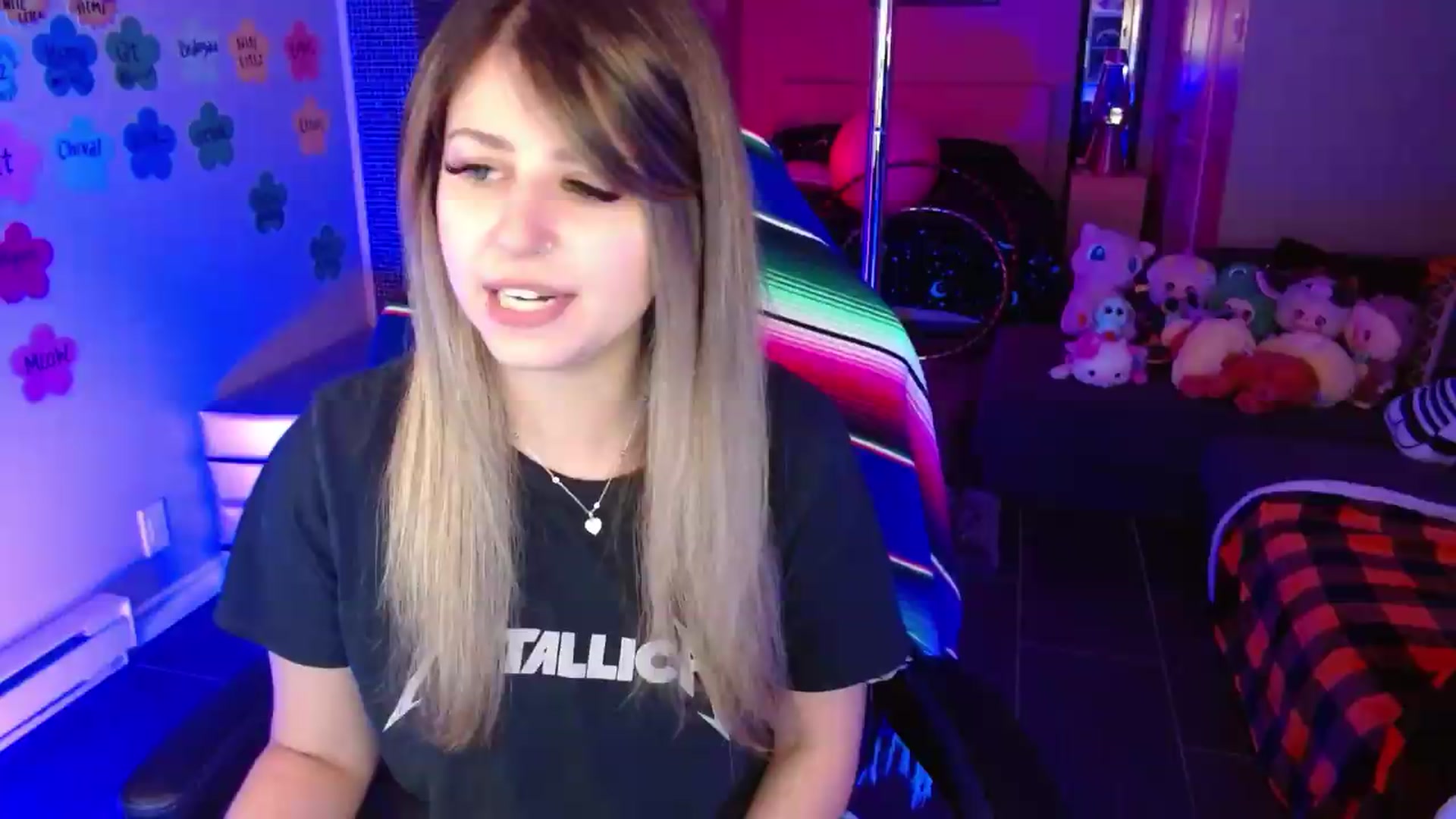 Gallery image thumbnail from Serafina's myfreecams stream on, 06/10/2026, 05:47 image 4 of 20