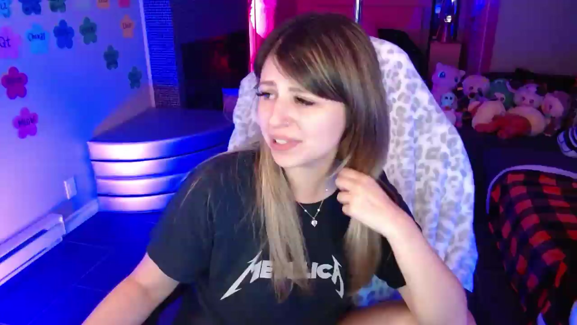 Gallery image thumbnail from Serafina's myfreecams stream on, 06/10/2026, 05:47 image 18 of 20