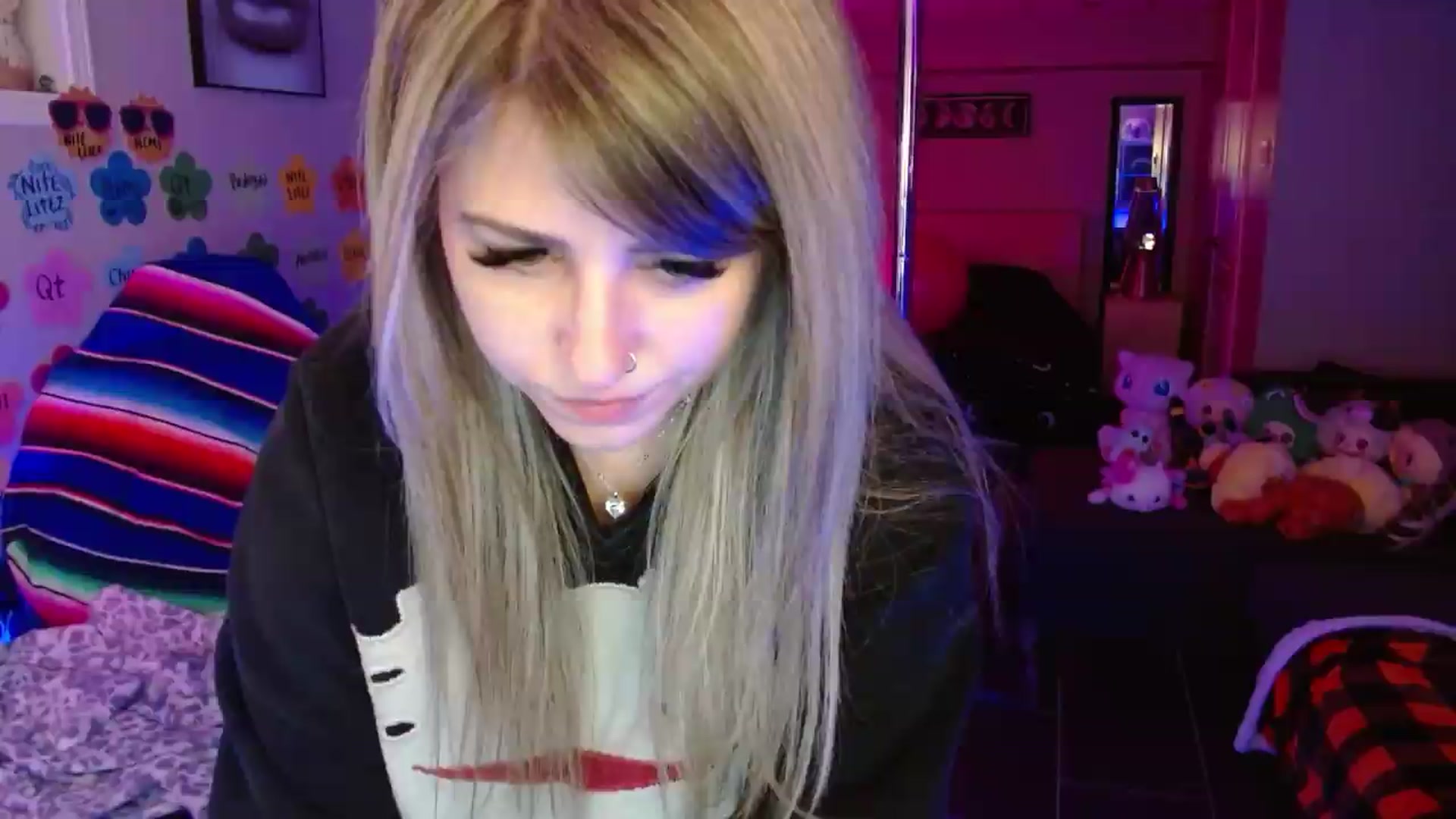 Gallery image thumbnail from Serafina's myfreecams stream on, 06/20/2026, 04:23 image 20 of 20