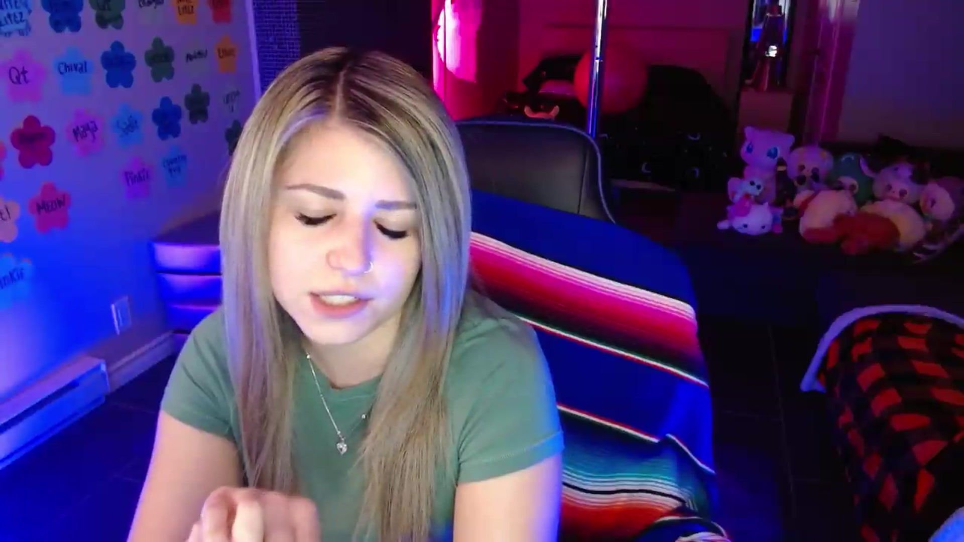 Gallery image thumbnail from Serafina's myfreecams stream on, 06/22/2026, 03:12 image 8 of 20