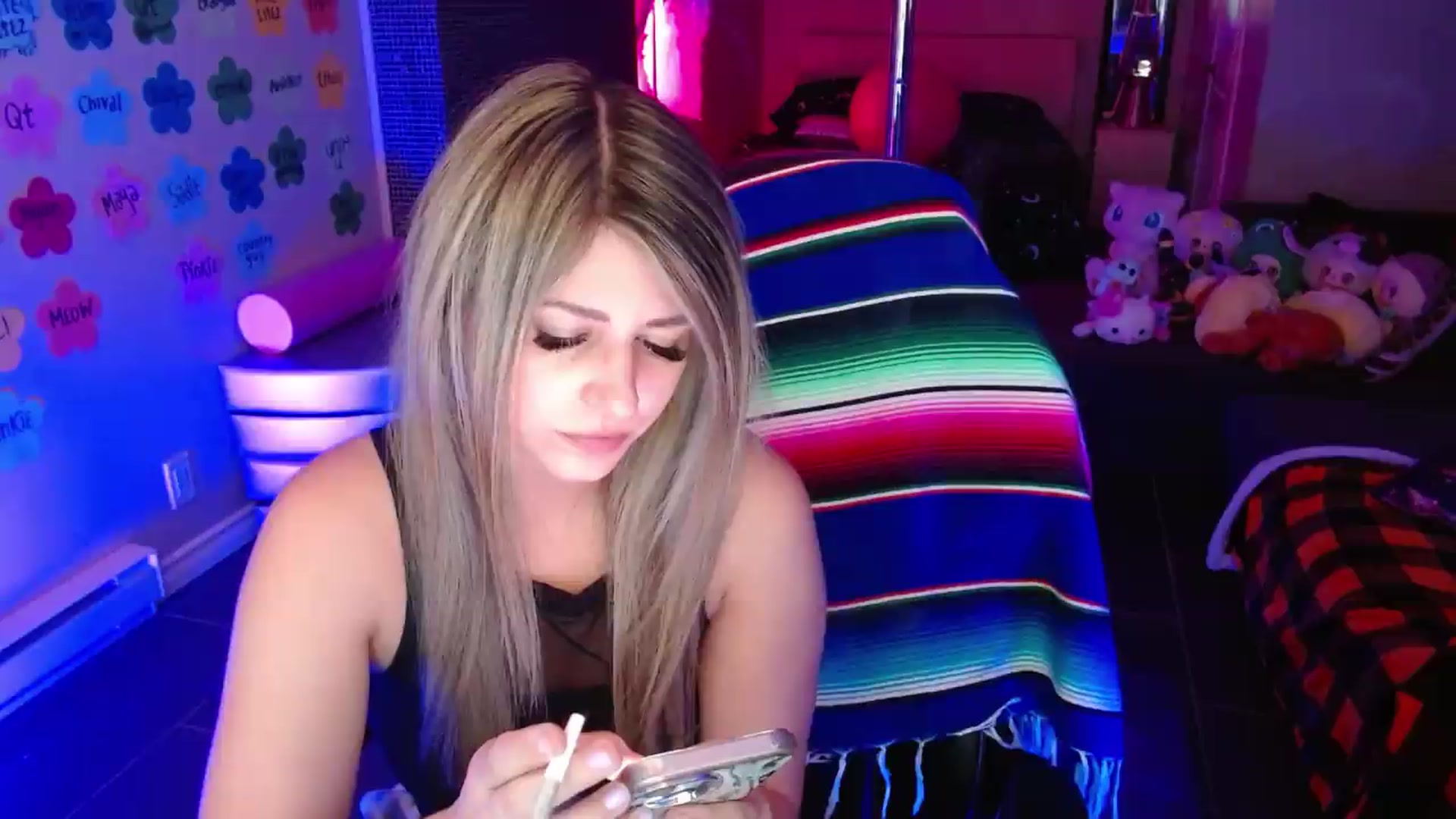 Gallery image thumbnail from Serafina's myfreecams stream on, 06/24/2026, 06:20 image 5 of 20