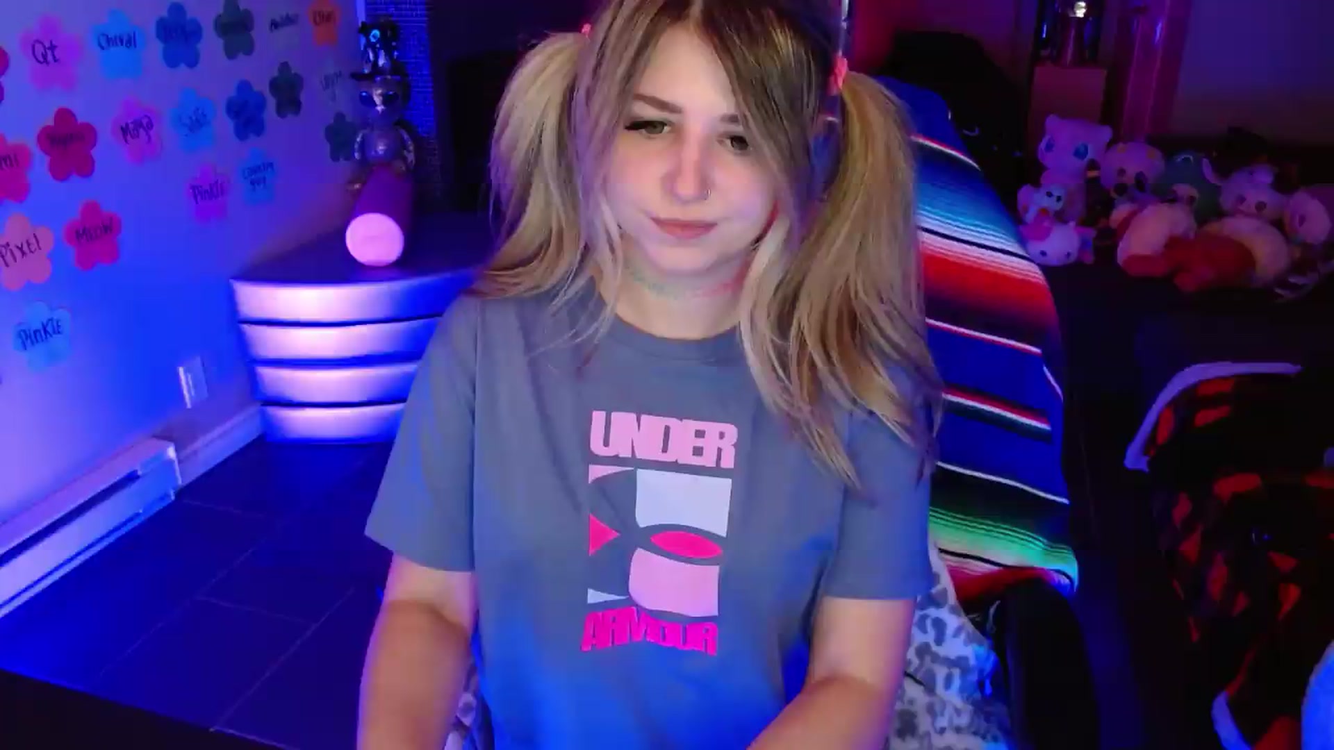 Gallery image thumbnail from Serafina's myfreecams stream on, 06/28/2026, 04:20 image 16 of 20