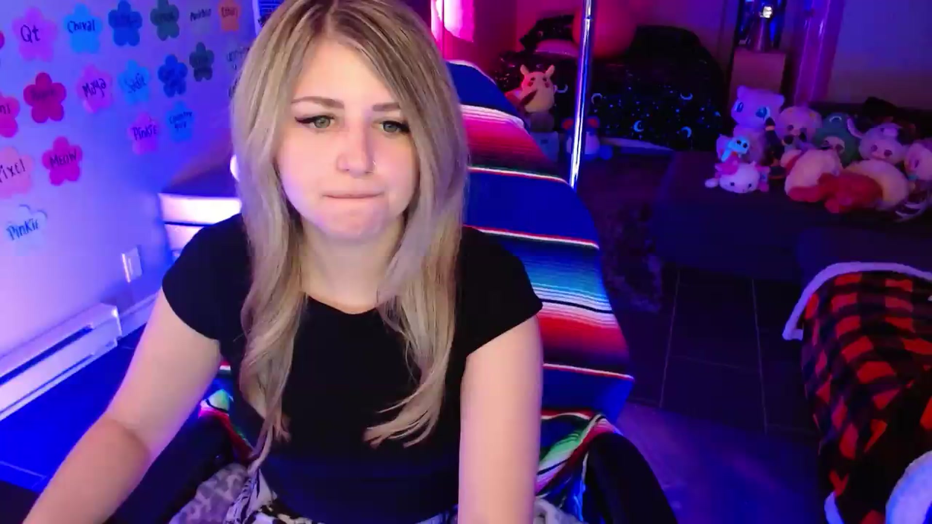 Gallery image thumbnail from Serafina's myfreecams stream on, 06/29/2026, 03:02 image 9 of 20