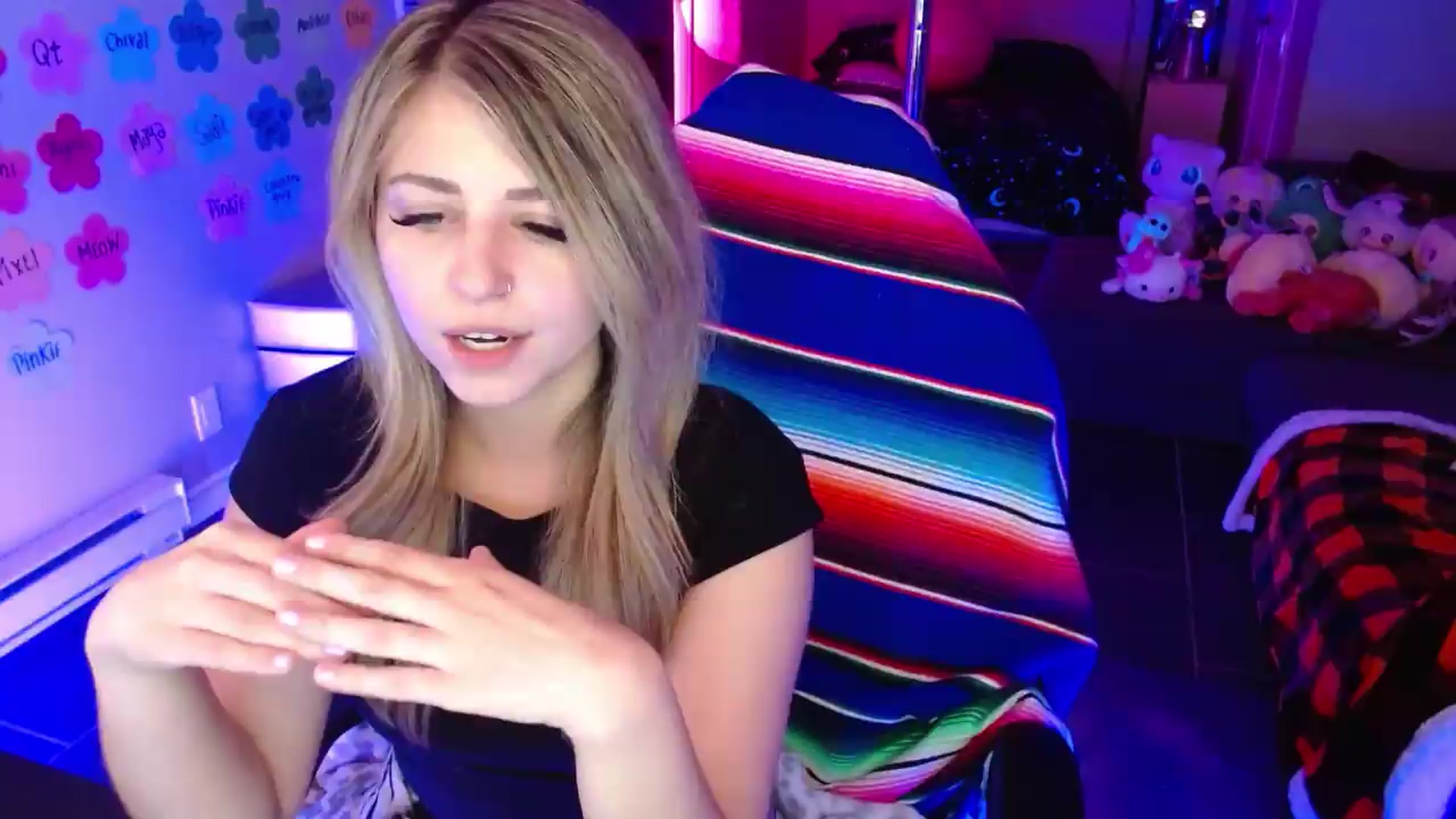 Gallery image thumbnail from Serafina's myfreecams stream on, 06/29/2026, 03:02 image 18 of 20