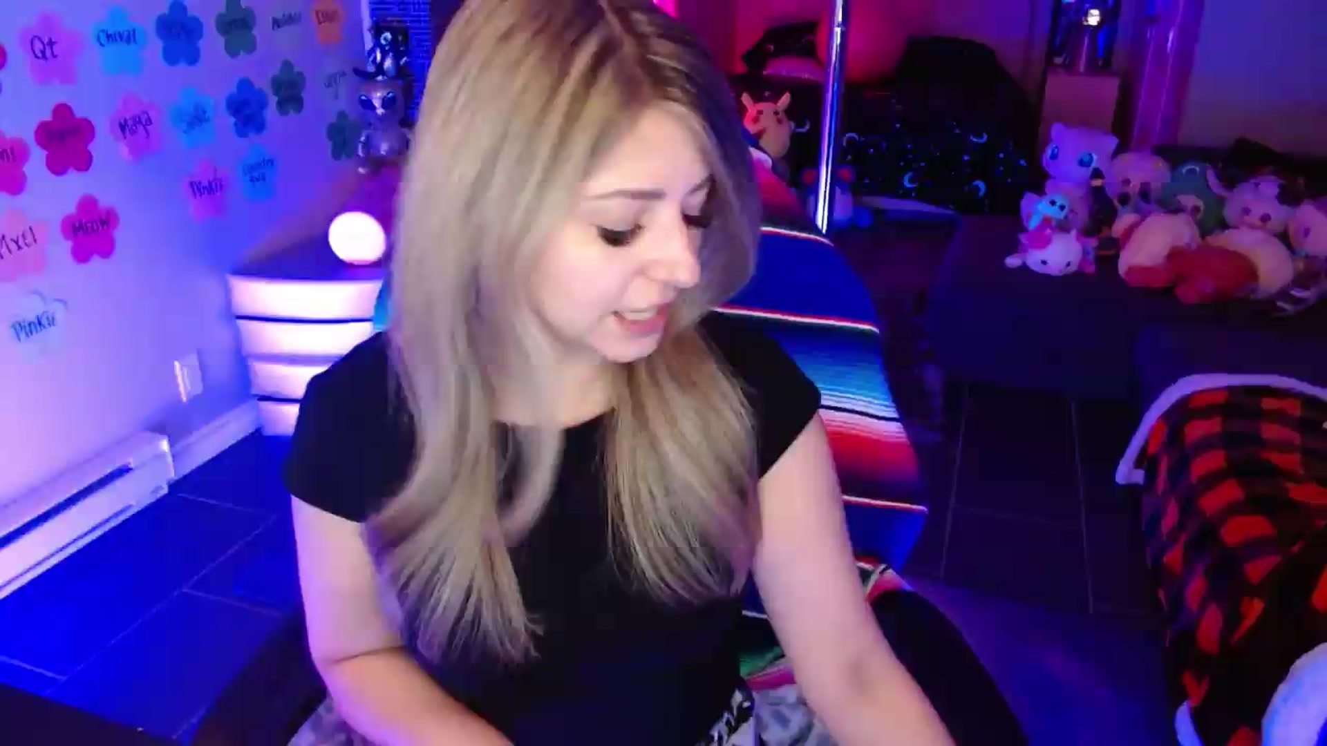 Gallery image thumbnail from Serafina's myfreecams stream on, 06/29/2026, 03:02 image 5 of 20