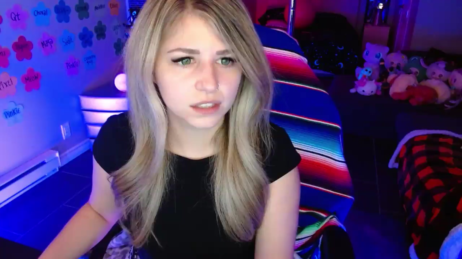 Gallery image thumbnail from Serafina's myfreecams stream on, 06/29/2026, 03:02 image 3 of 20