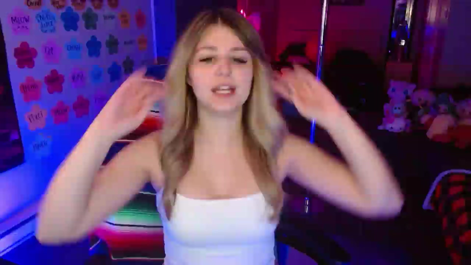 Gallery image thumbnail from Serafina's myfreecams stream on, 07/04/2026, 04:21 image 1 of 20