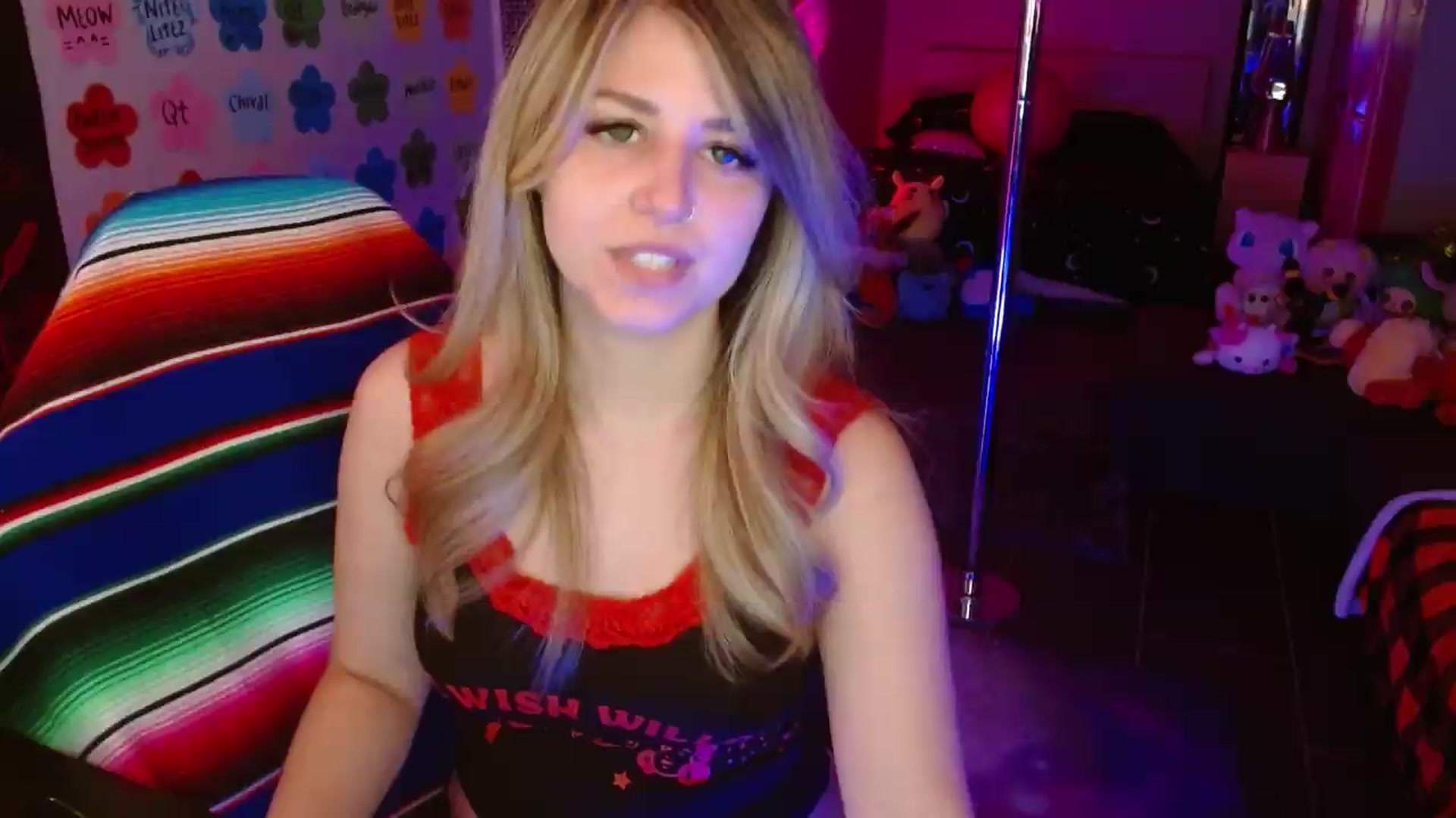 Gallery image thumbnail from Serafina's myfreecams stream on, 07/08/2026, 02:56 image 14 of 20