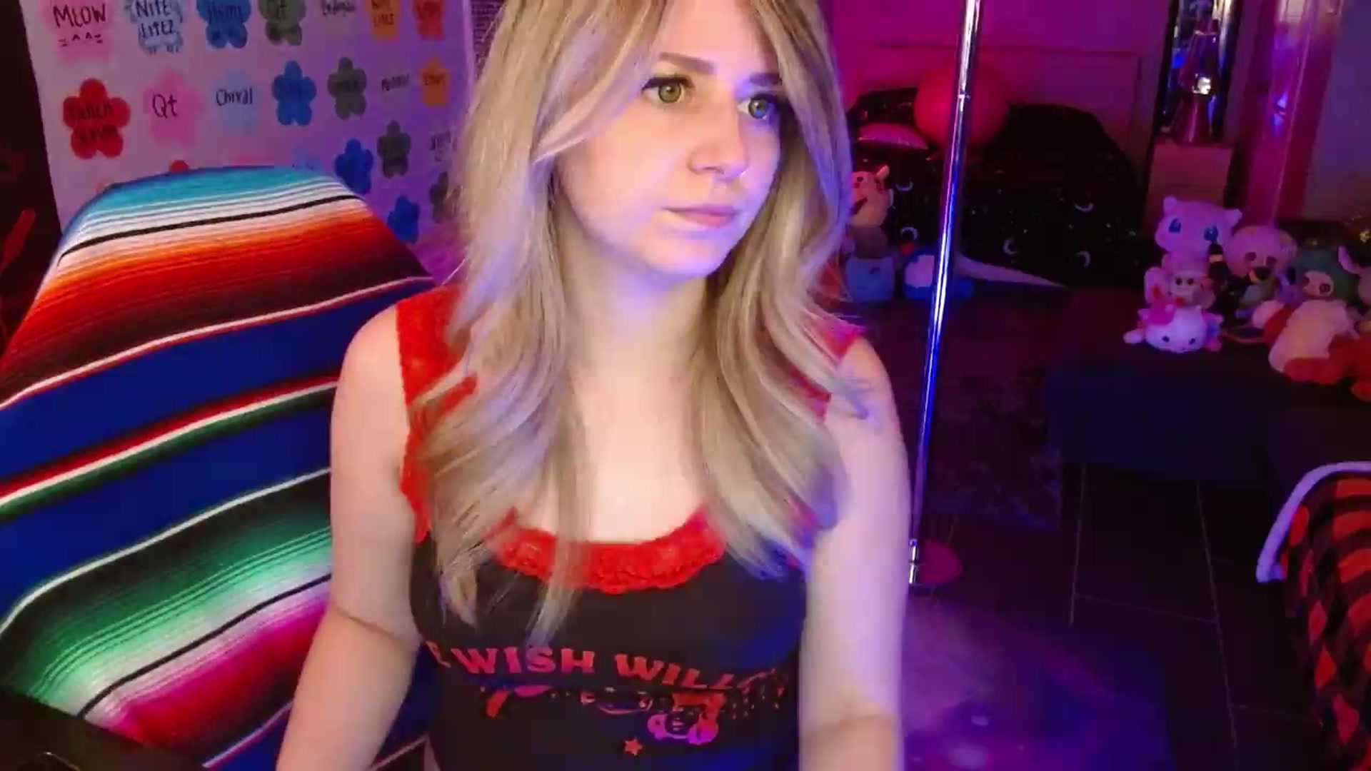 Gallery image thumbnail from Serafina's myfreecams stream on, 07/08/2026, 02:56 image 12 of 20